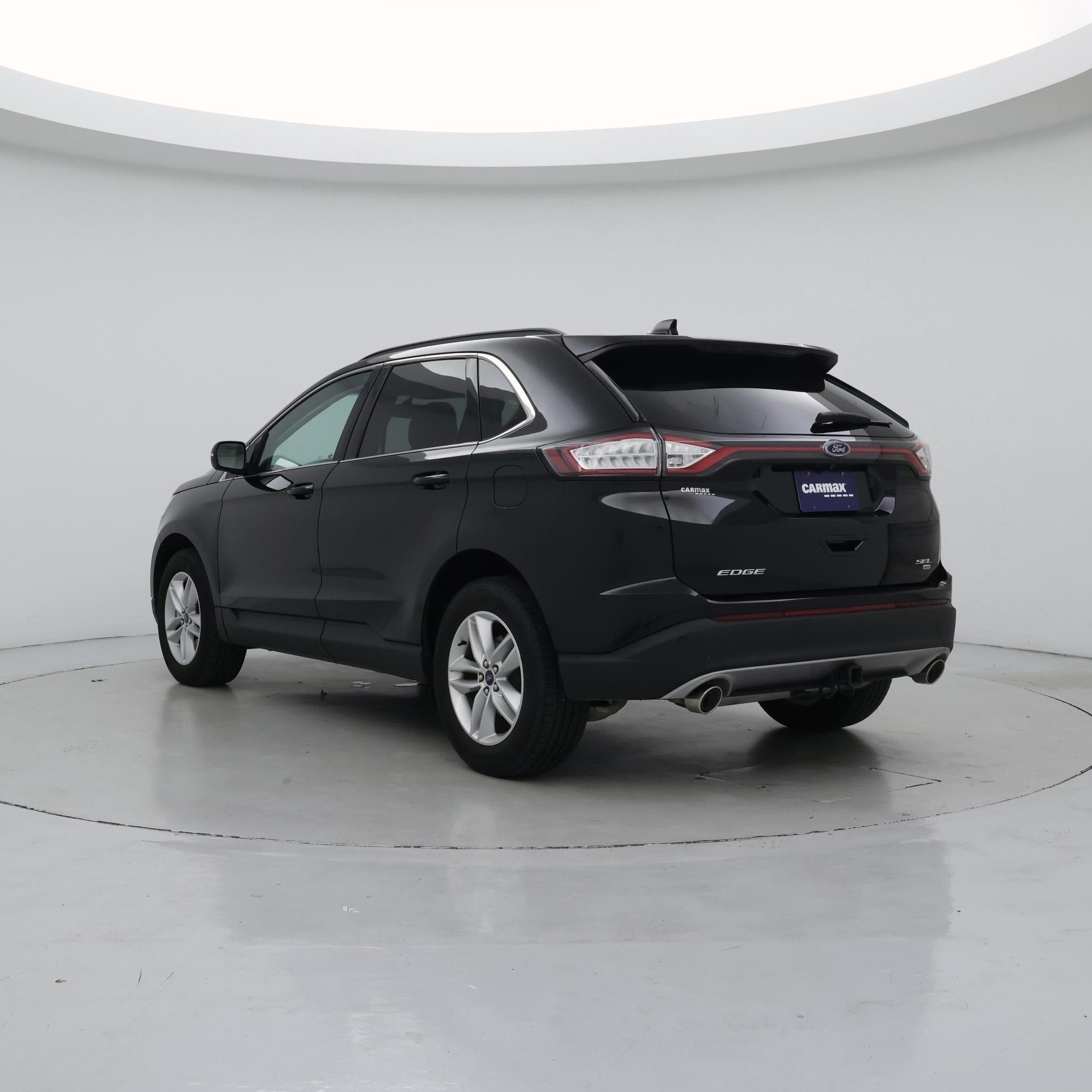 Thumbnail: 2017 Ford Edge - 2