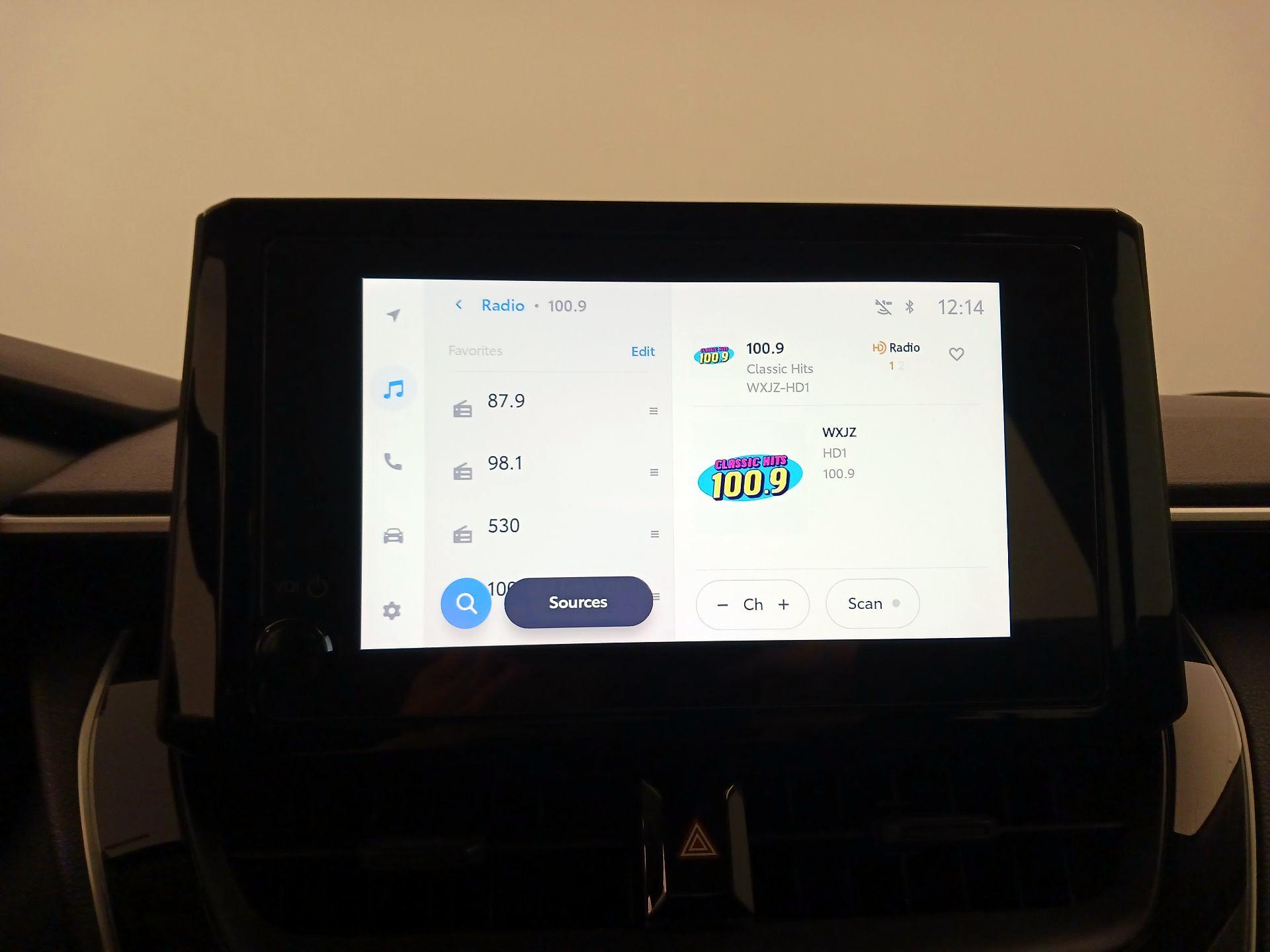 Thumbnail: 2025 Toyota Corolla - 15