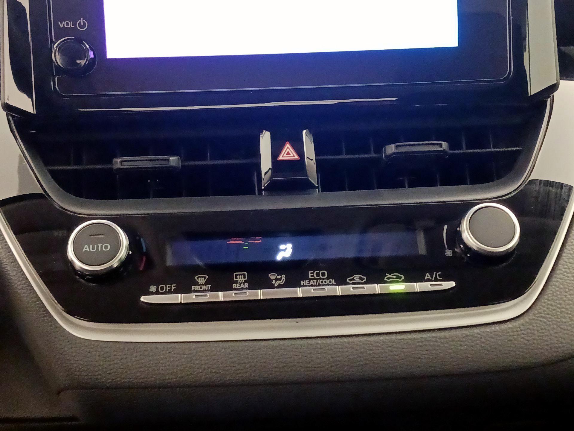 Thumbnail: 2025 Toyota Corolla - 16