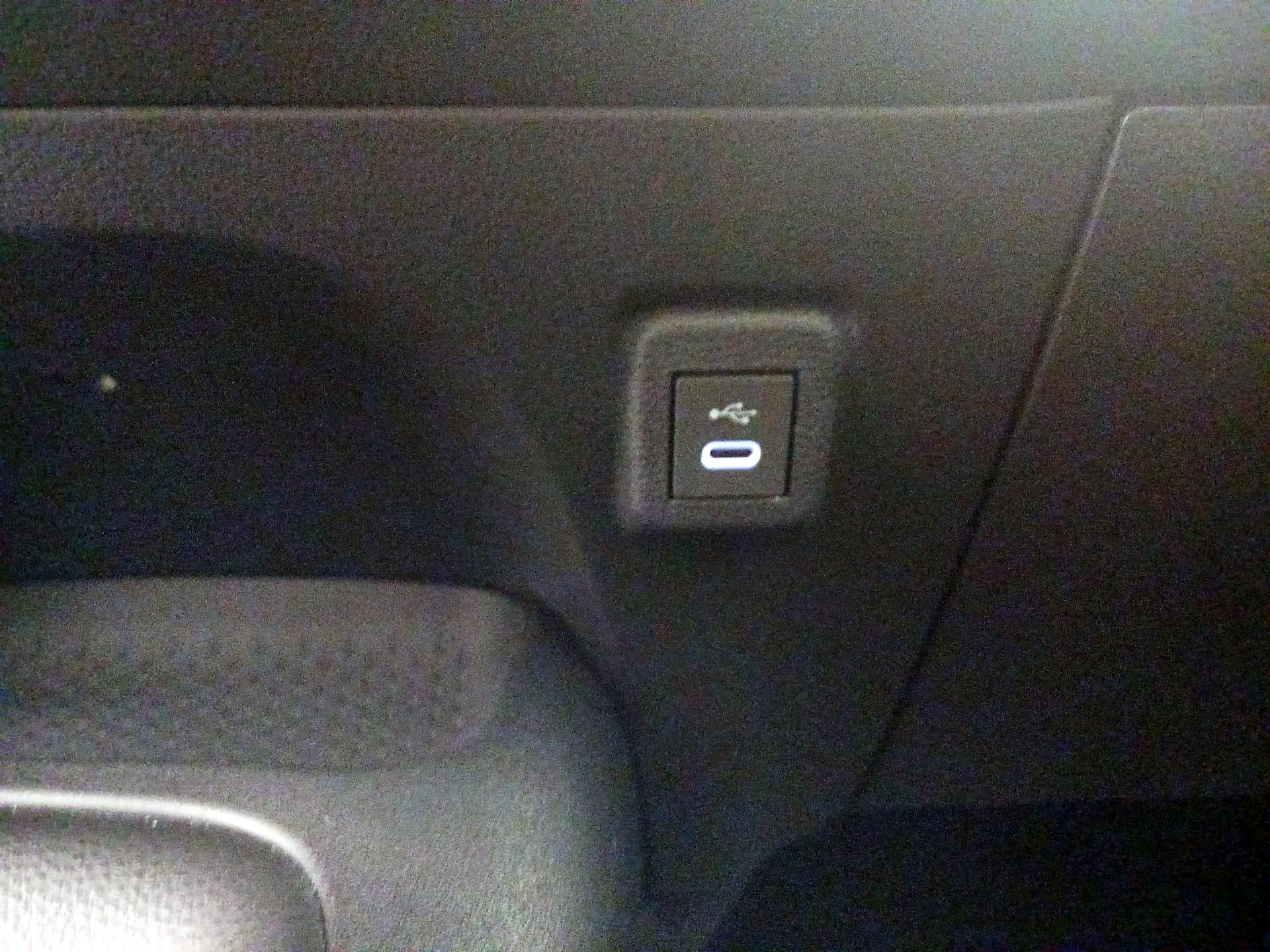 Thumbnail: 2025 Toyota Corolla - 18