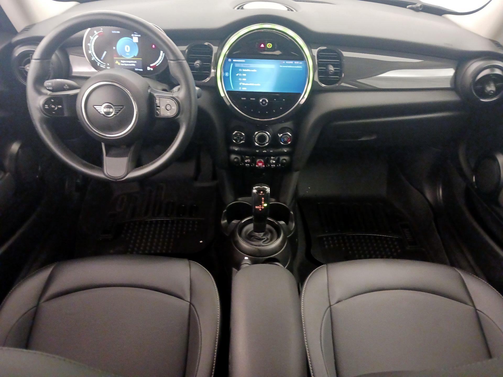 Thumbnail: 2022 MINI Cooper Hardtop - 9