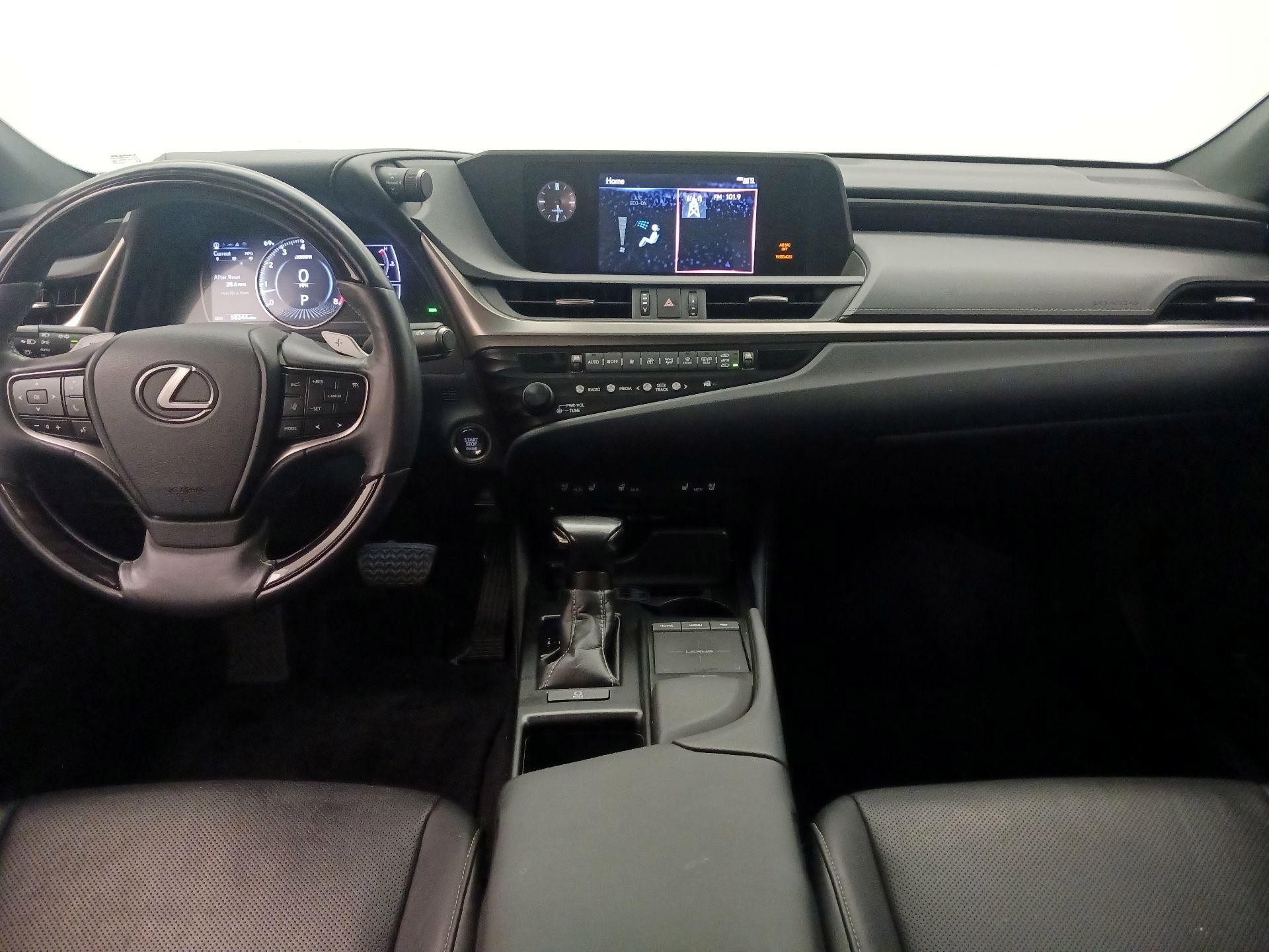 Thumbnail: 2019 Lexus ES - 9