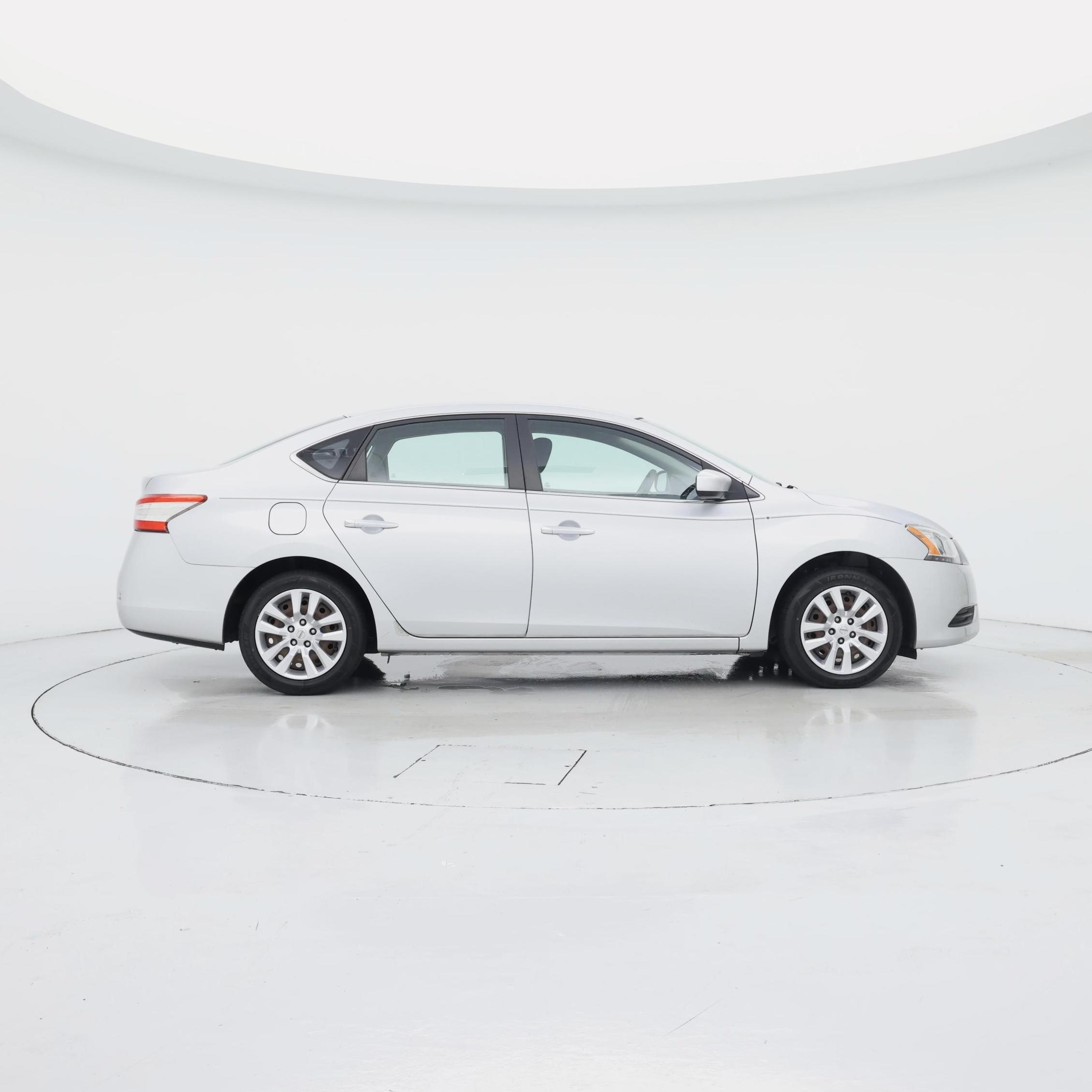 Thumbnail: 2014 Nissan Sentra - 7