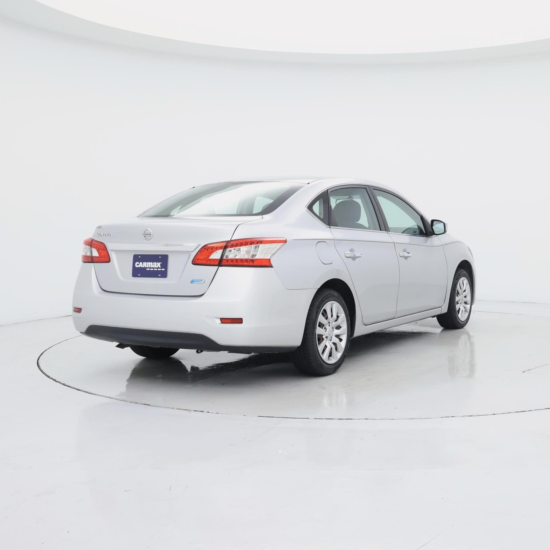 Thumbnail: 2014 Nissan Sentra - 8