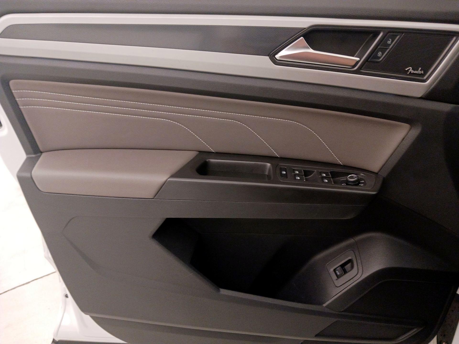 Thumbnail: 2023 Volkswagen Atlas - 12