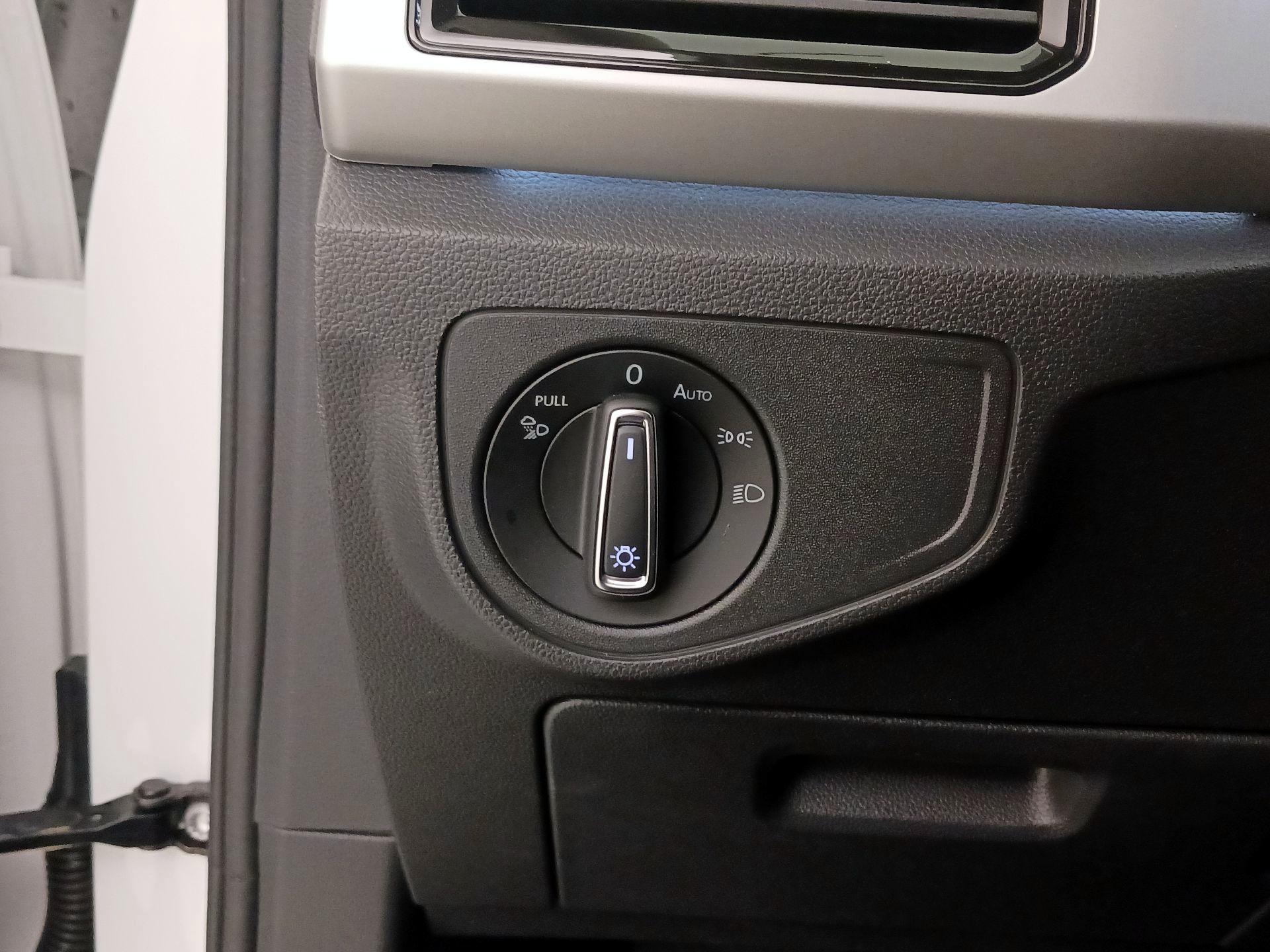 Thumbnail: 2023 Volkswagen Atlas - 13