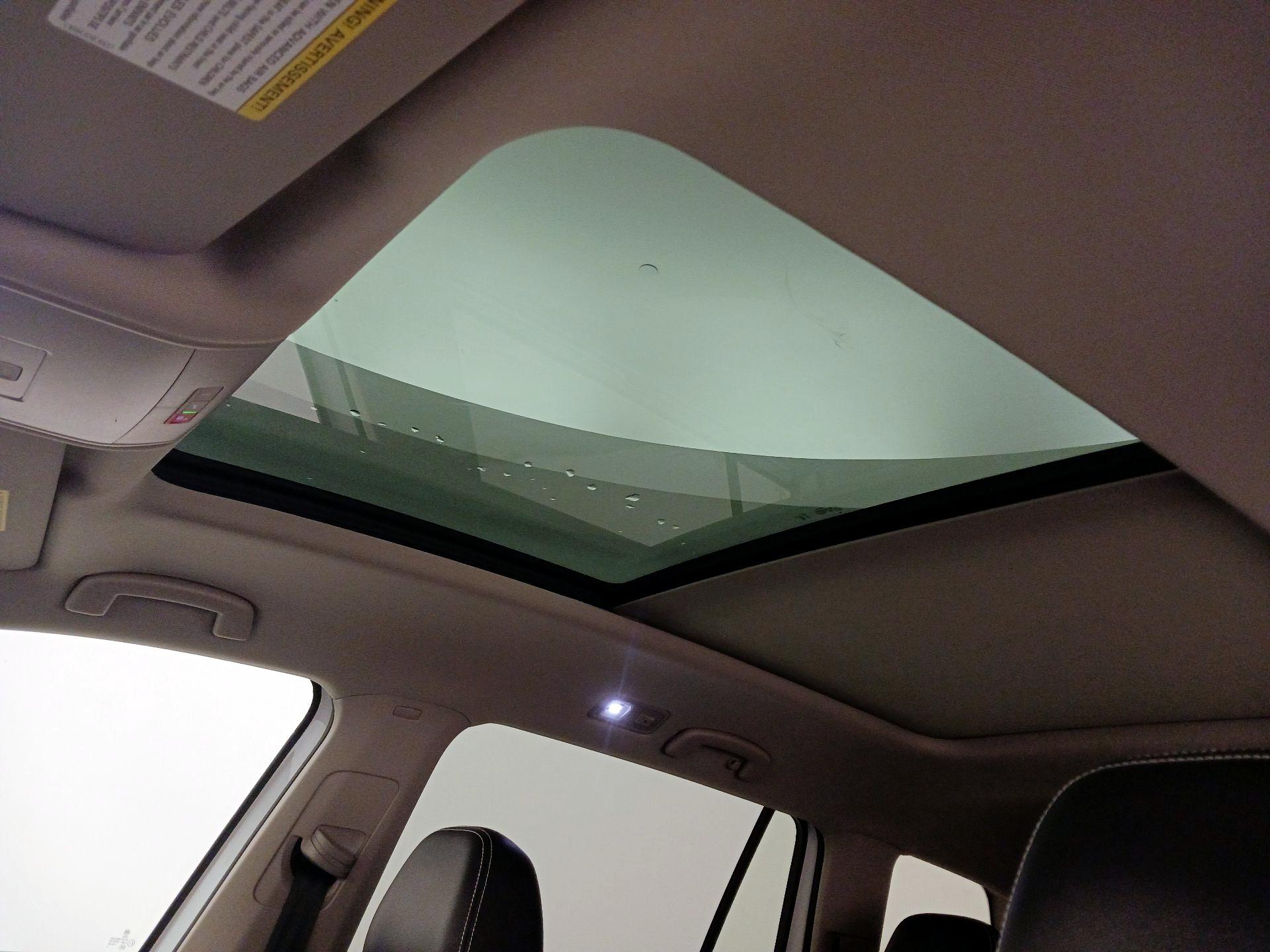 Thumbnail: 2023 Volkswagen Atlas - 20