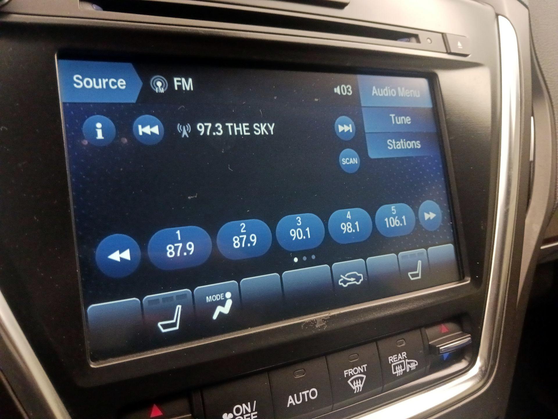 Thumbnail: 2020 Acura MDX - 15