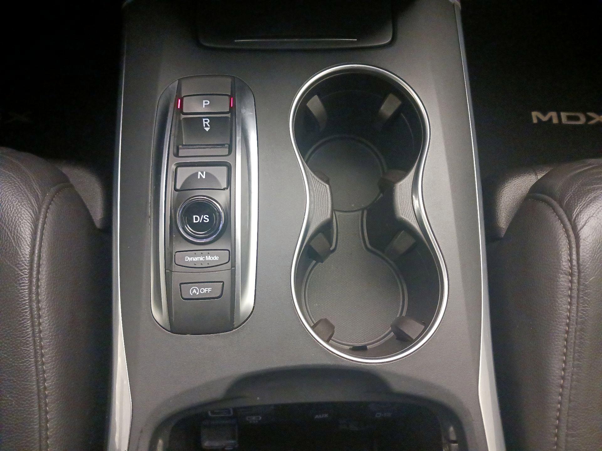 Thumbnail: 2020 Acura MDX - 17