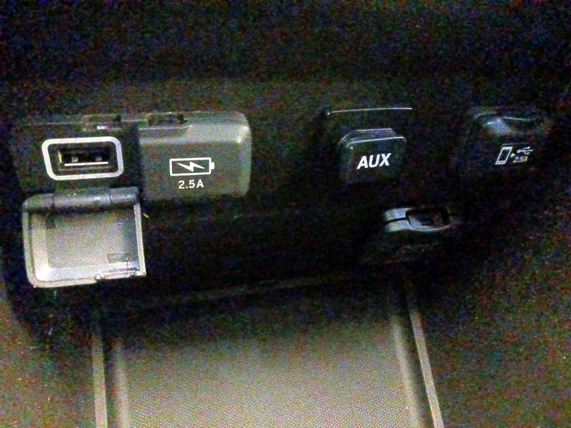 Thumbnail: 2020 Acura MDX - 18