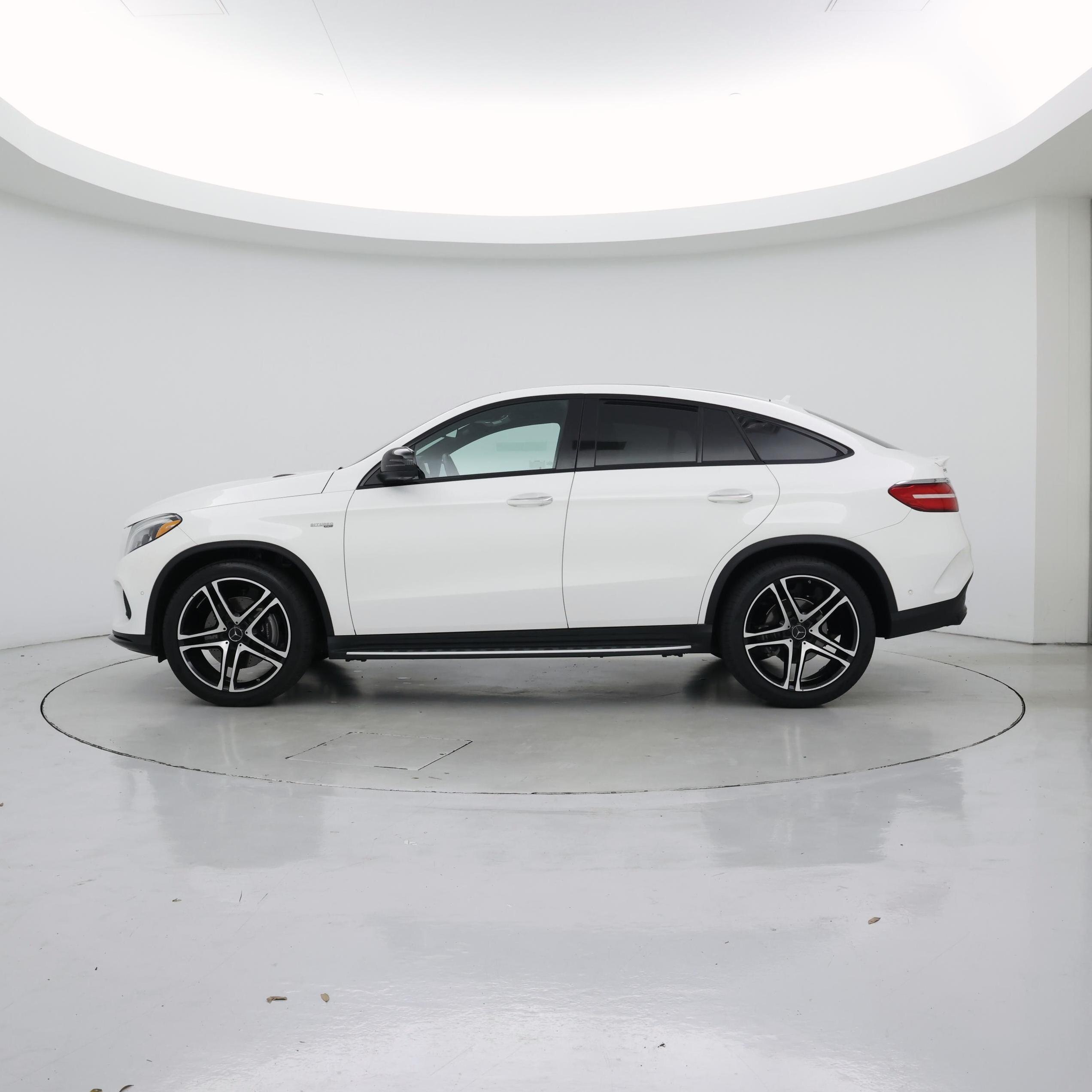 Thumbnail: 2019 Mercedes-Benz GLE - 3