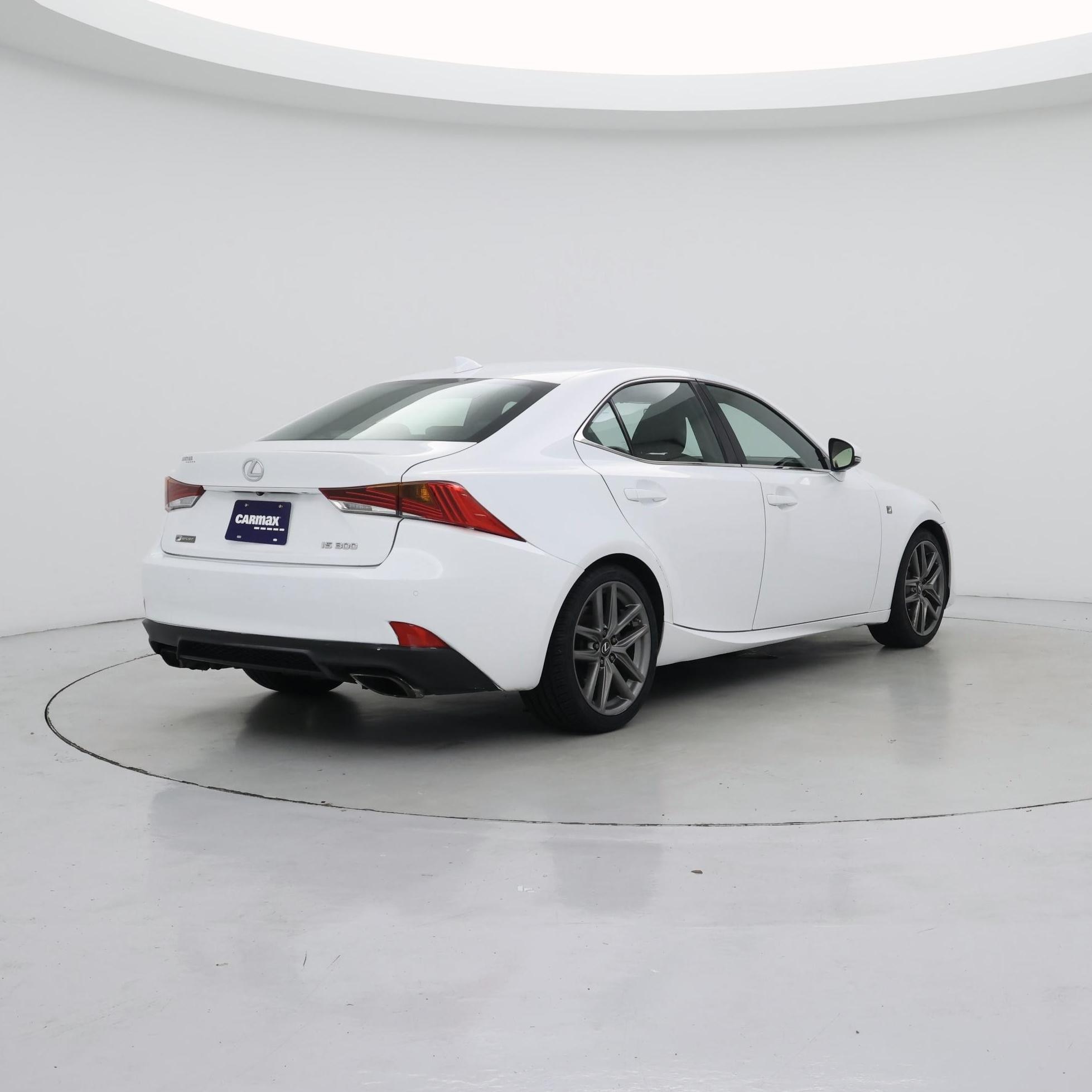 Thumbnail: 2020 Lexus IS - 8