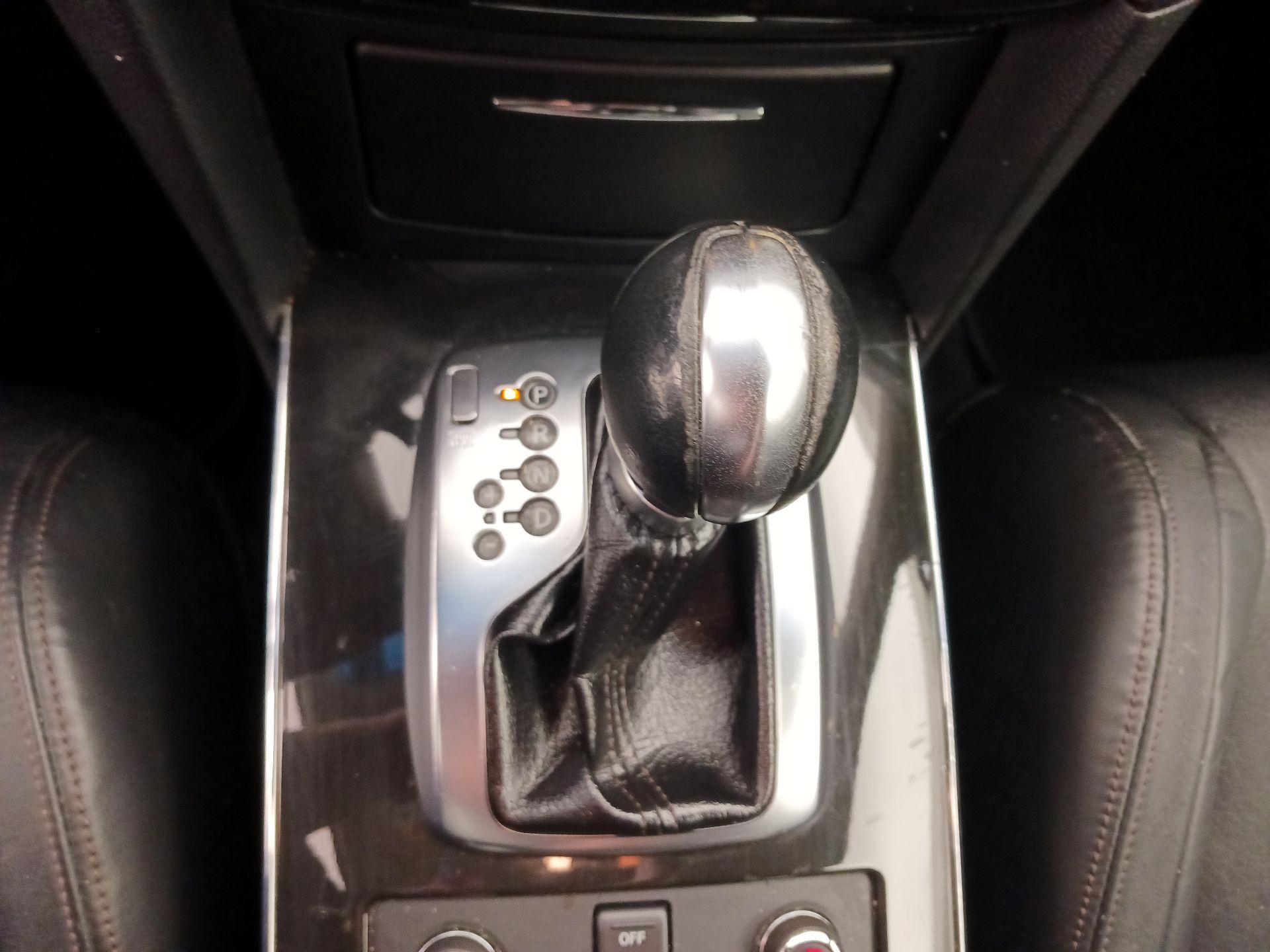 Thumbnail: 2016 INFINITI QX70 - 17