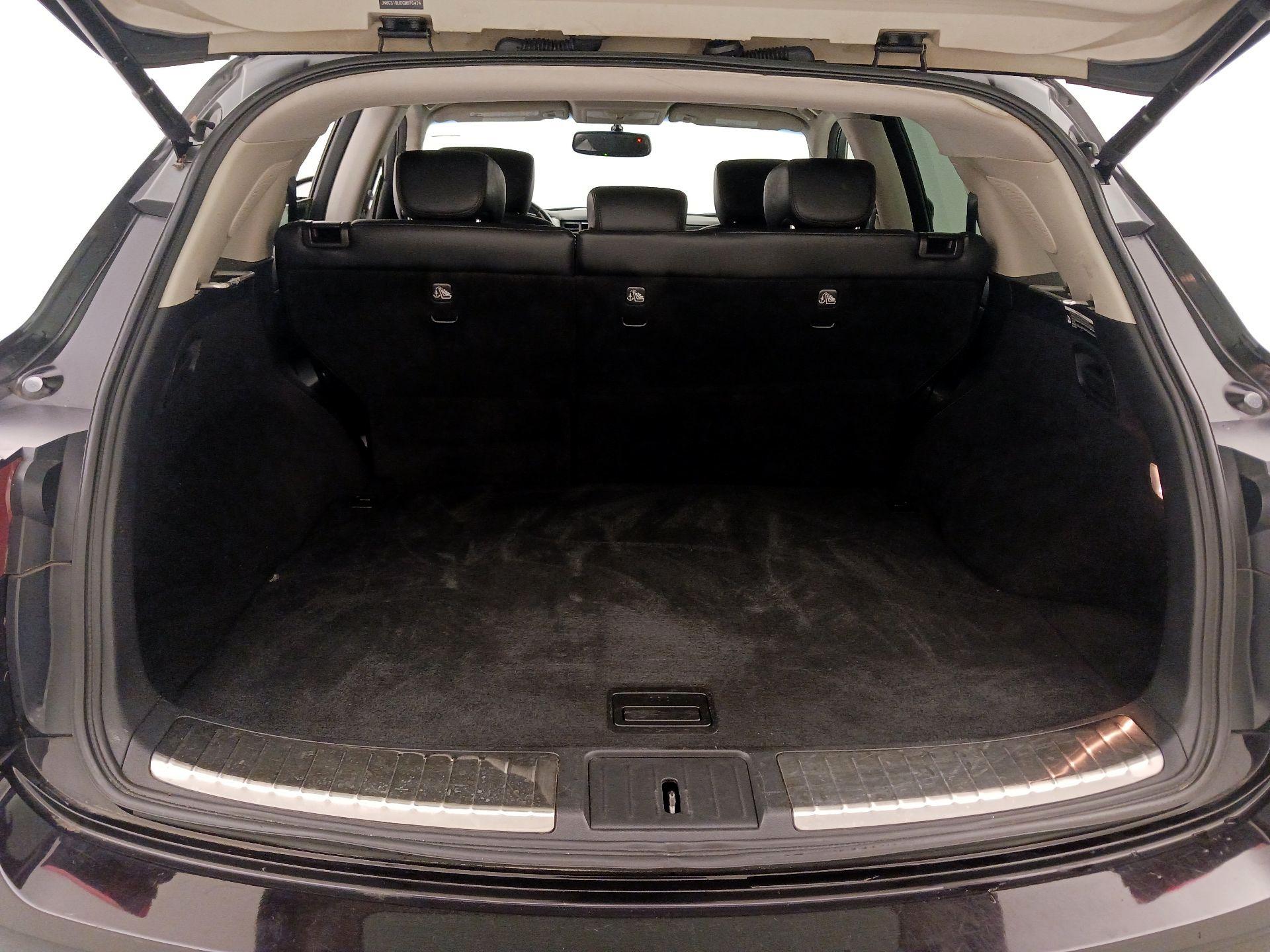 Thumbnail: 2016 INFINITI QX70 - 20