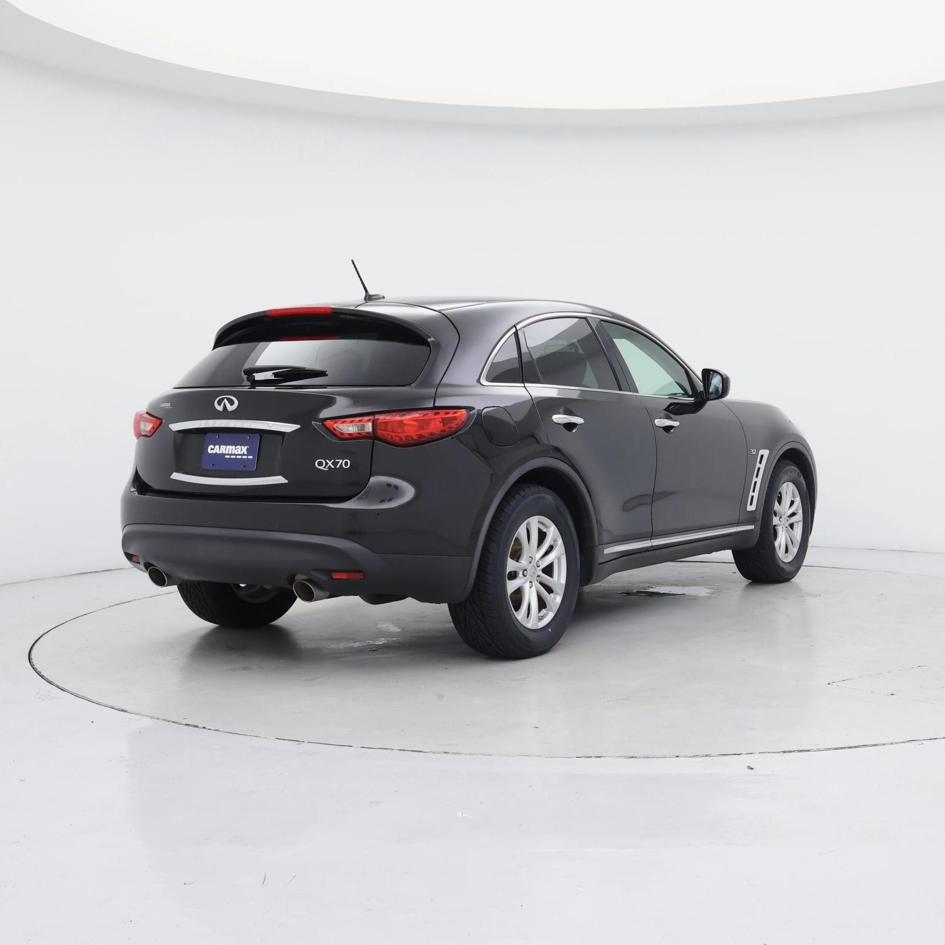 Thumbnail: 2016 INFINITI QX70 - 8