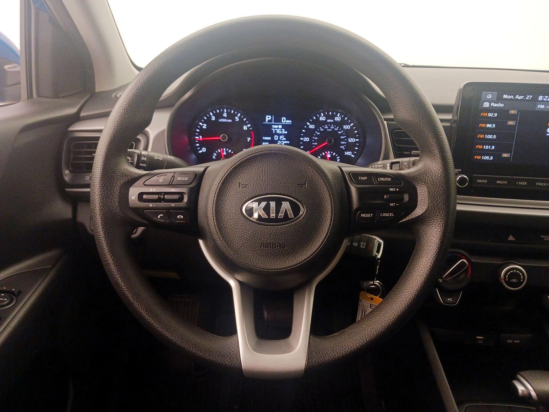 Thumbnail: 2021 Kia Rio5 - 10
