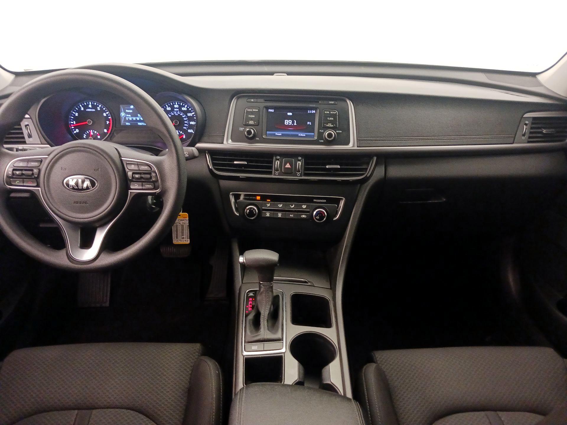 Thumbnail: 2016 Kia Optima - 9