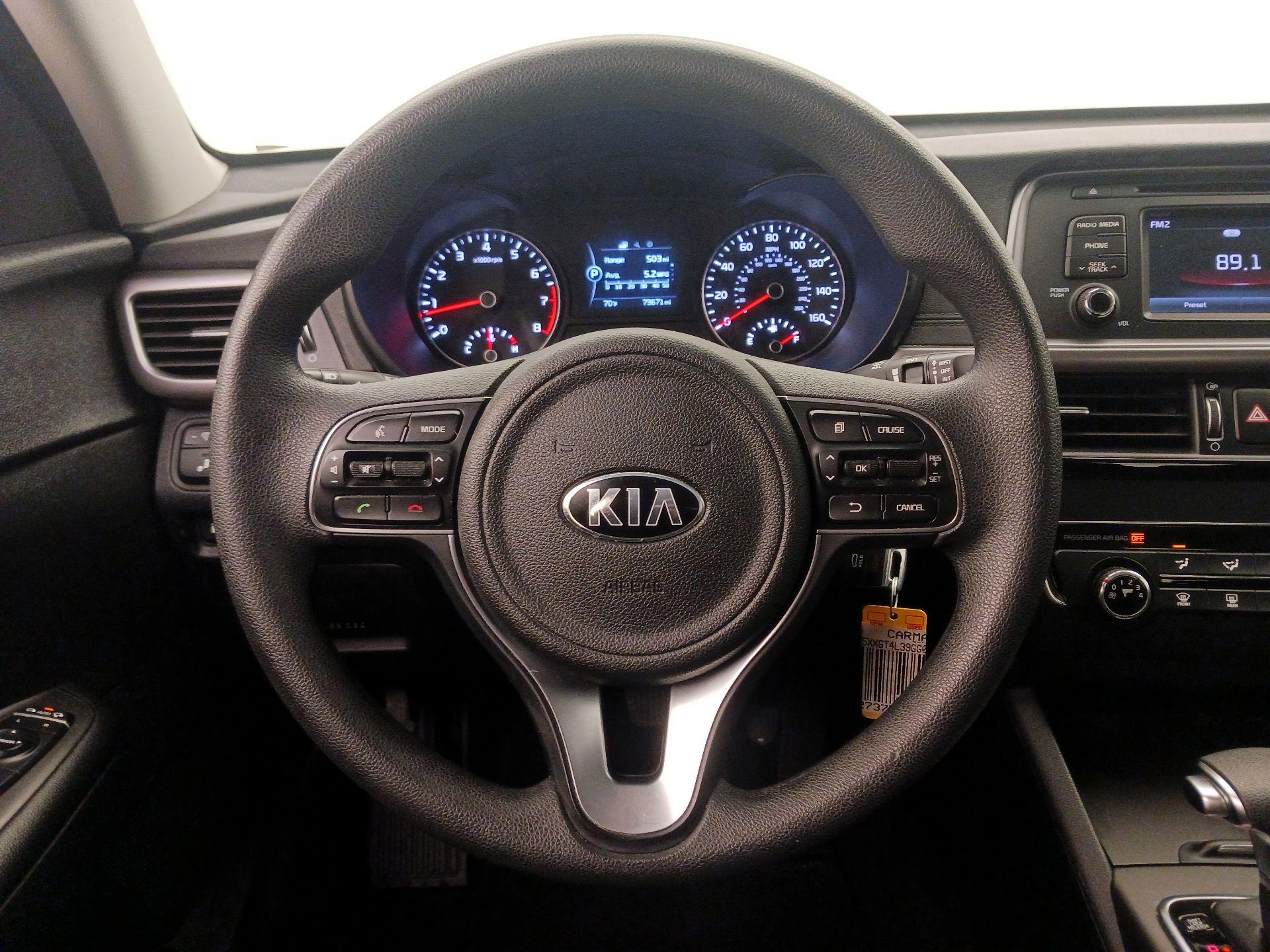 Thumbnail: 2016 Kia Optima - 10