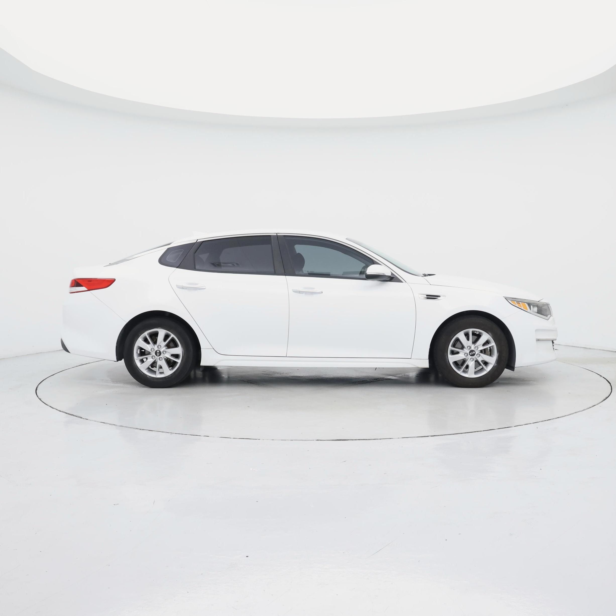 Thumbnail: 2016 Kia Optima - 7