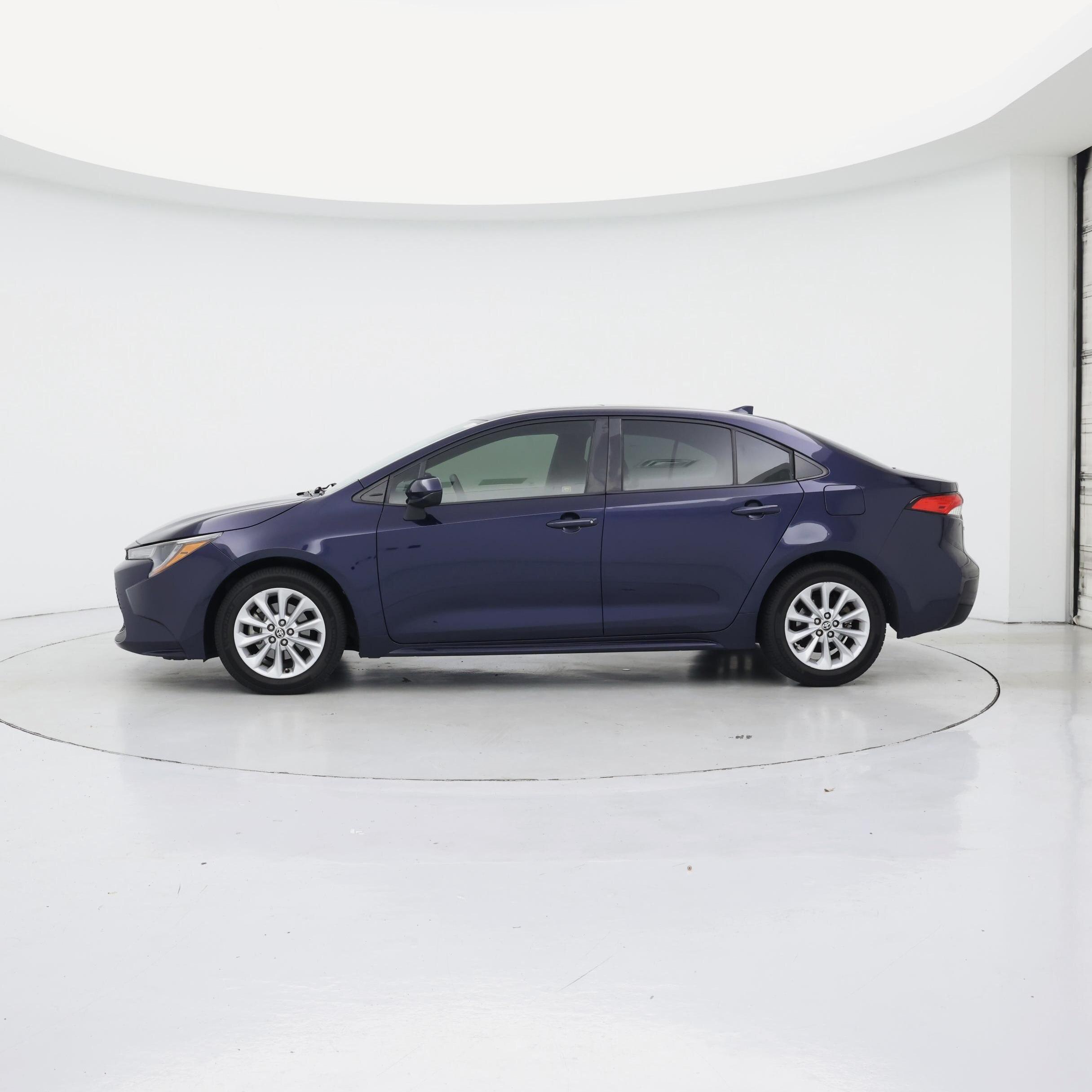 Thumbnail: 2020 Toyota Corolla - 3