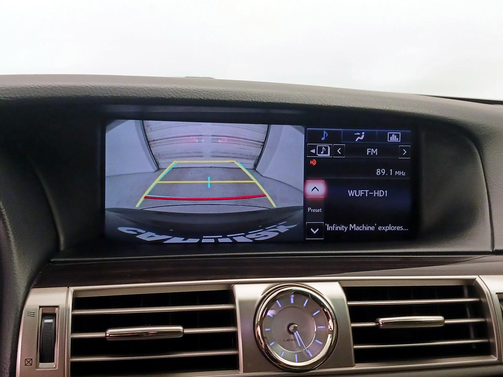 Thumbnail: 2015 Lexus LS - 15