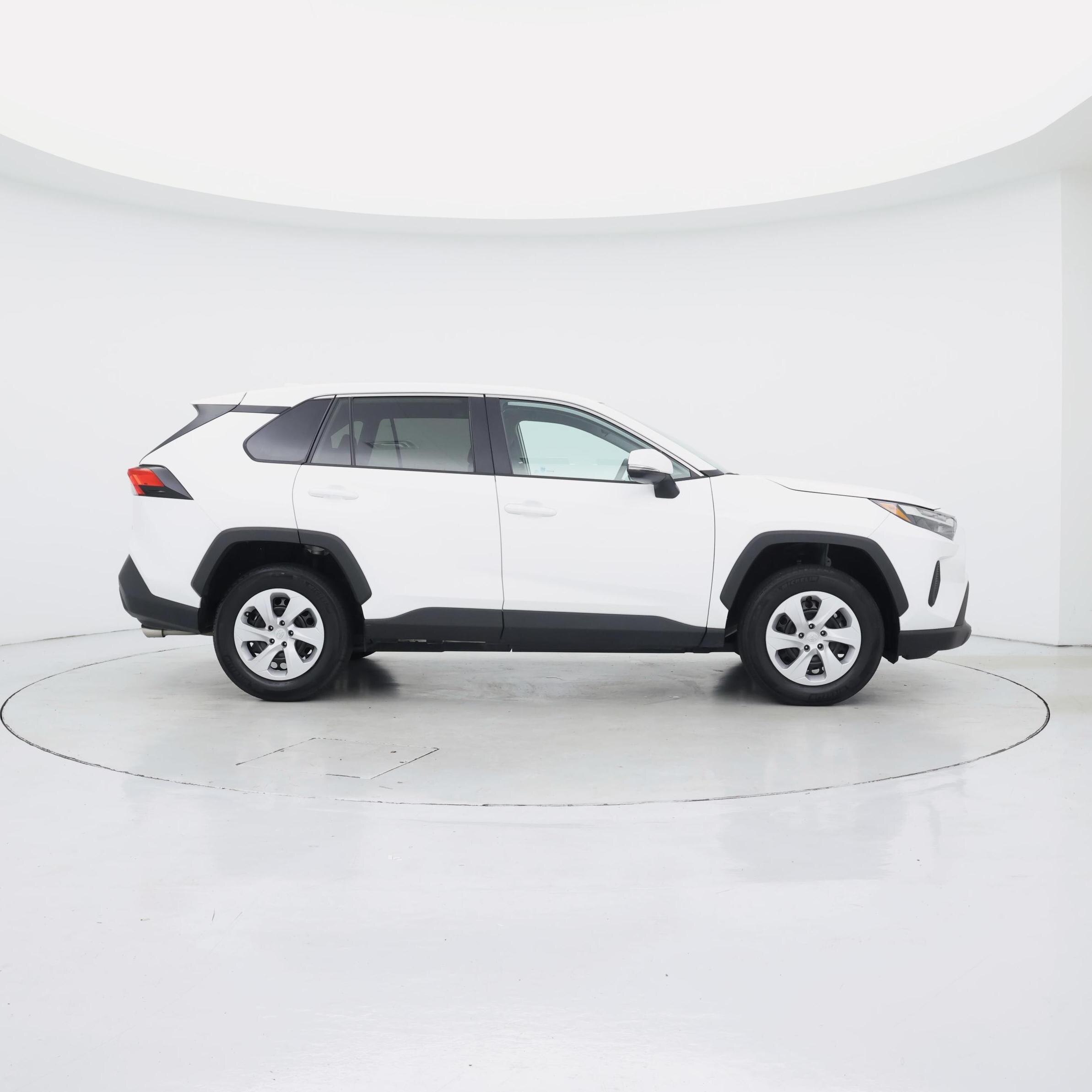 Thumbnail: 2024 Toyota RAV4 - 7