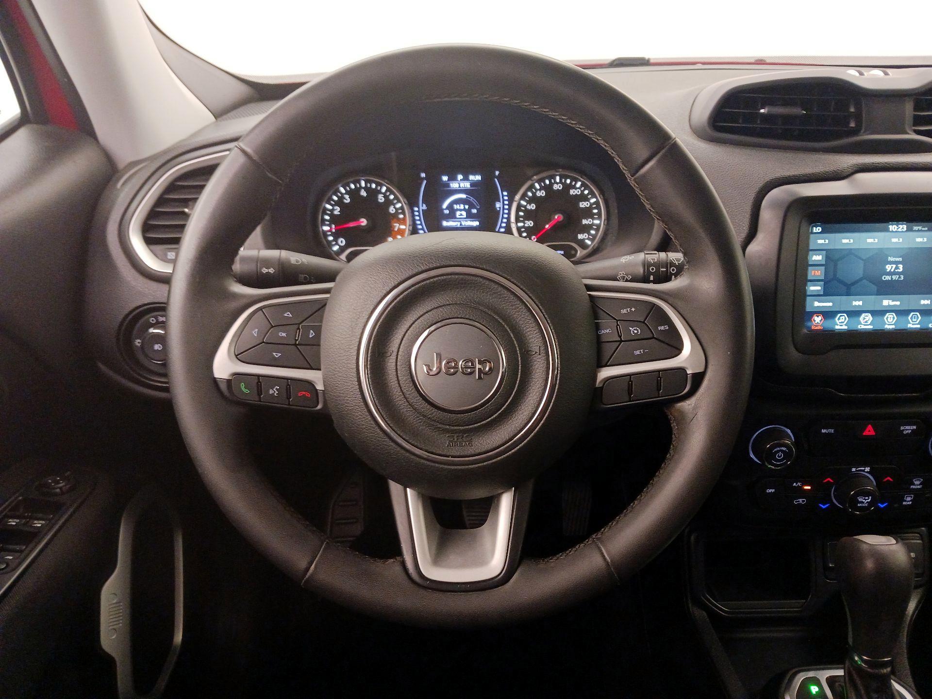 Thumbnail: 2018 Jeep Renegade - 10