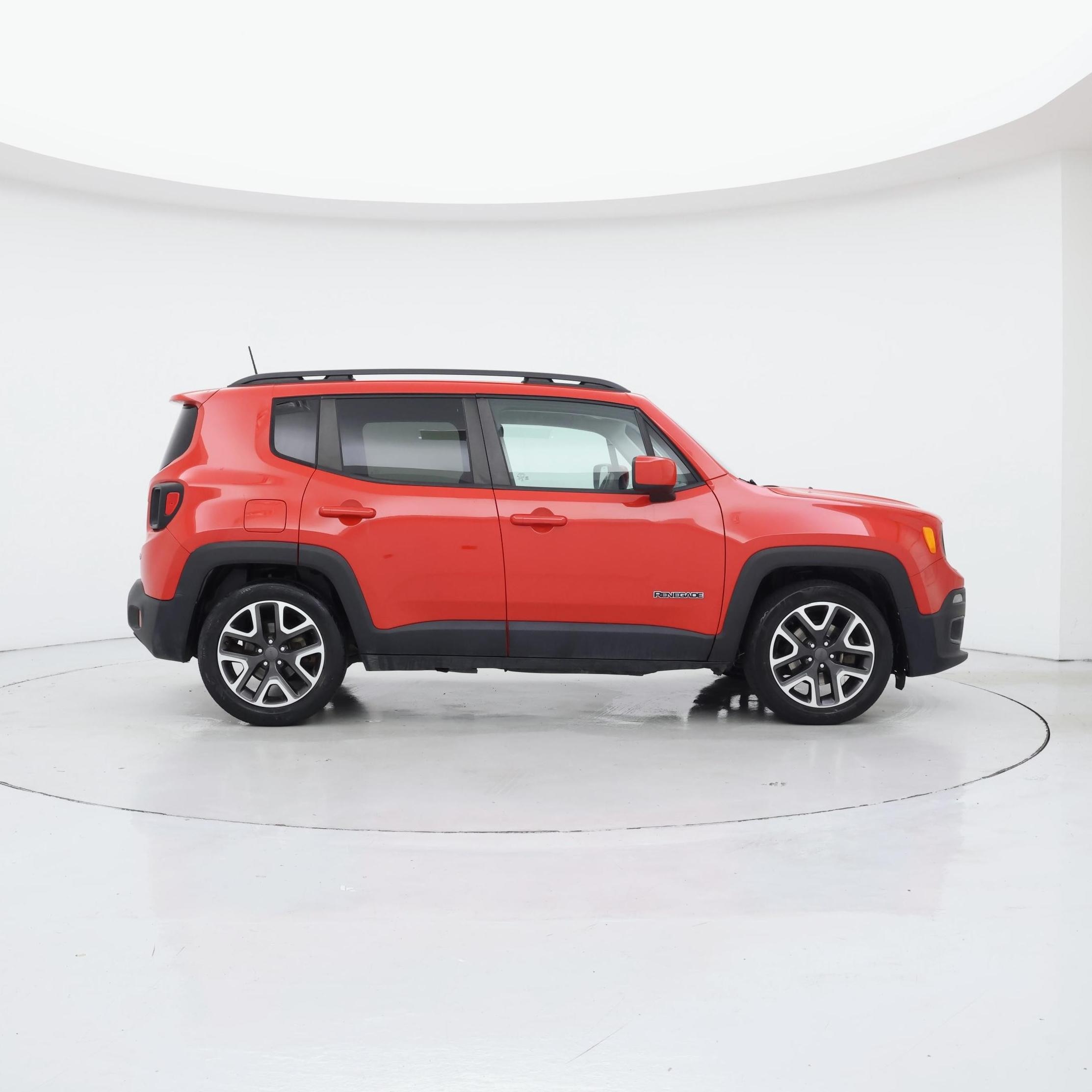 Thumbnail: 2018 Jeep Renegade - 7