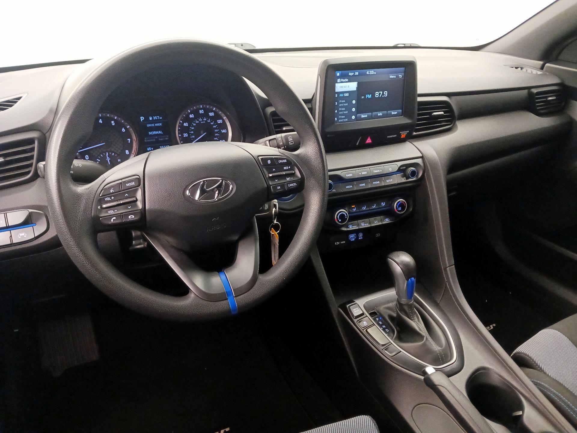 Thumbnail: 2019 Hyundai Veloster - 9
