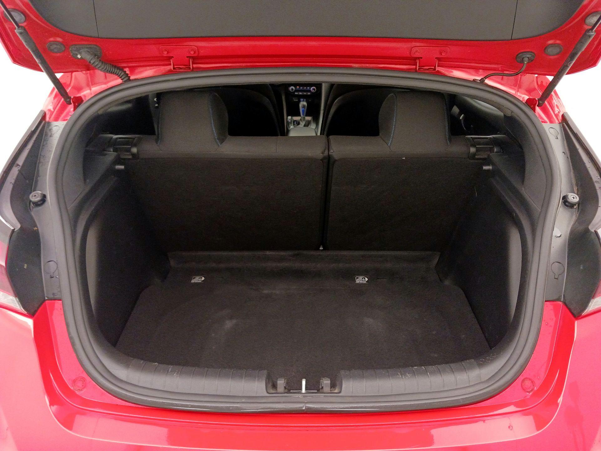 Thumbnail: 2019 Hyundai Veloster - 20