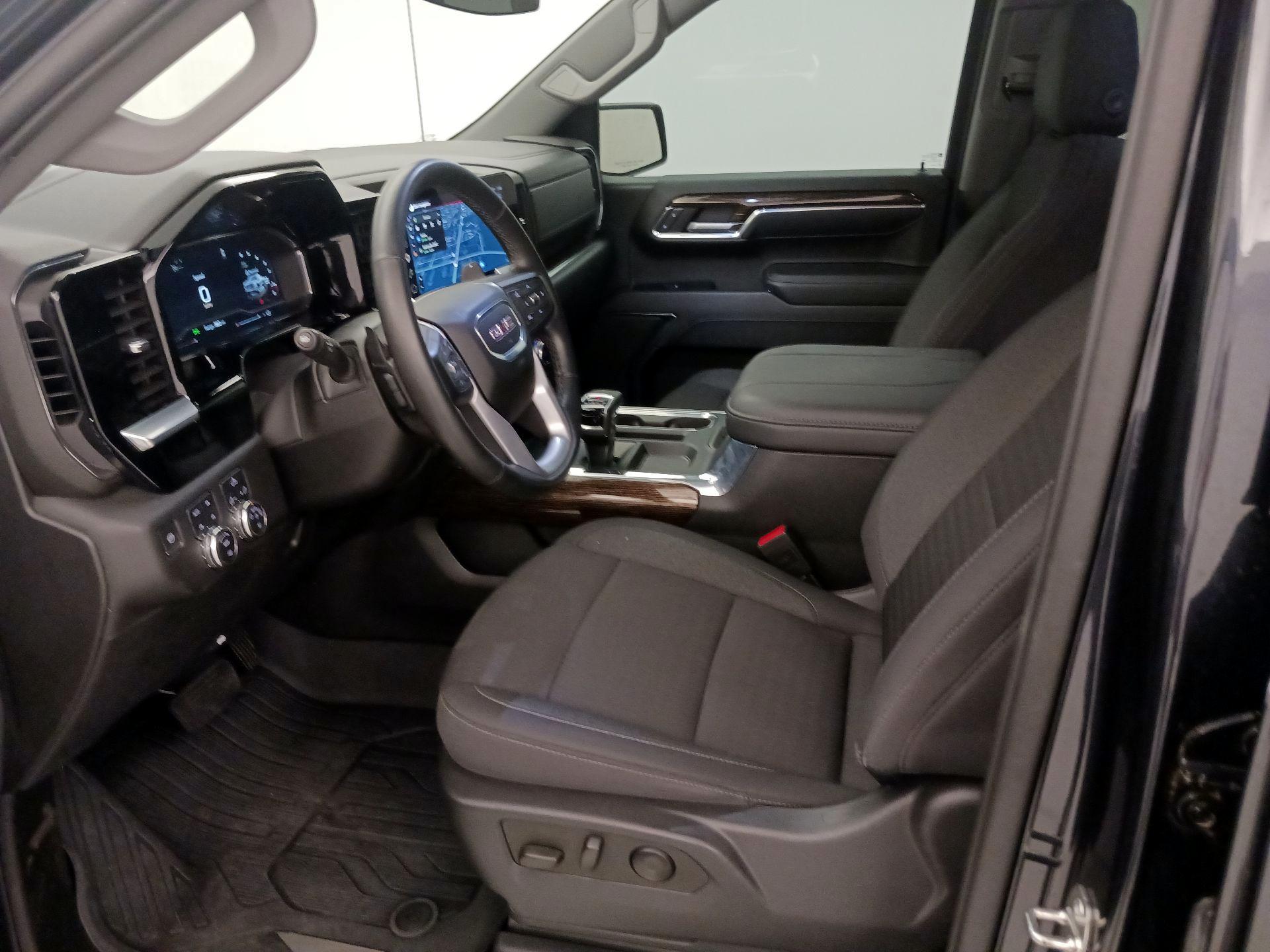 Thumbnail: 2023 GMC Sierra 1500 - 11