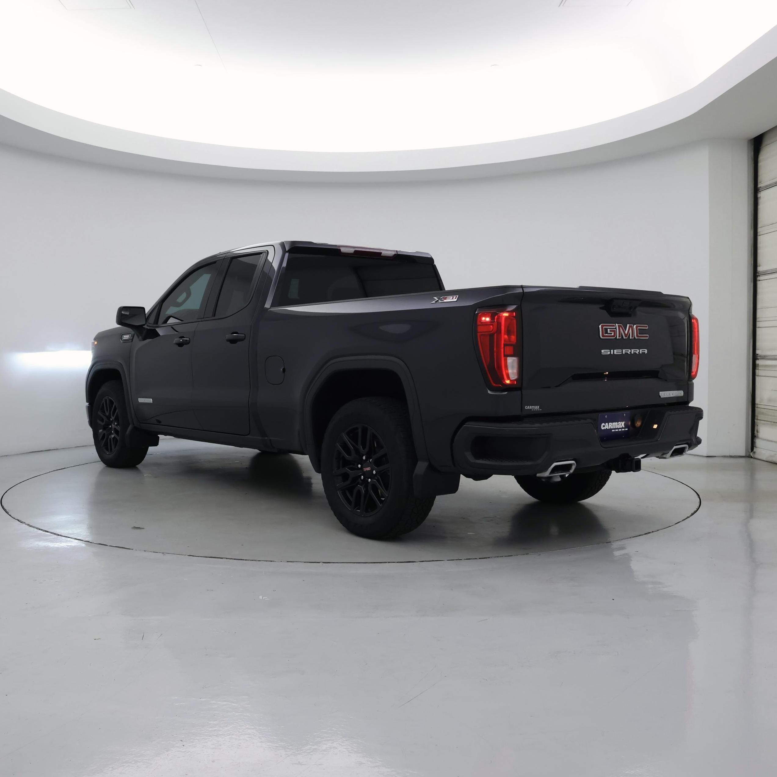 Thumbnail: 2023 GMC Sierra 1500 - 2