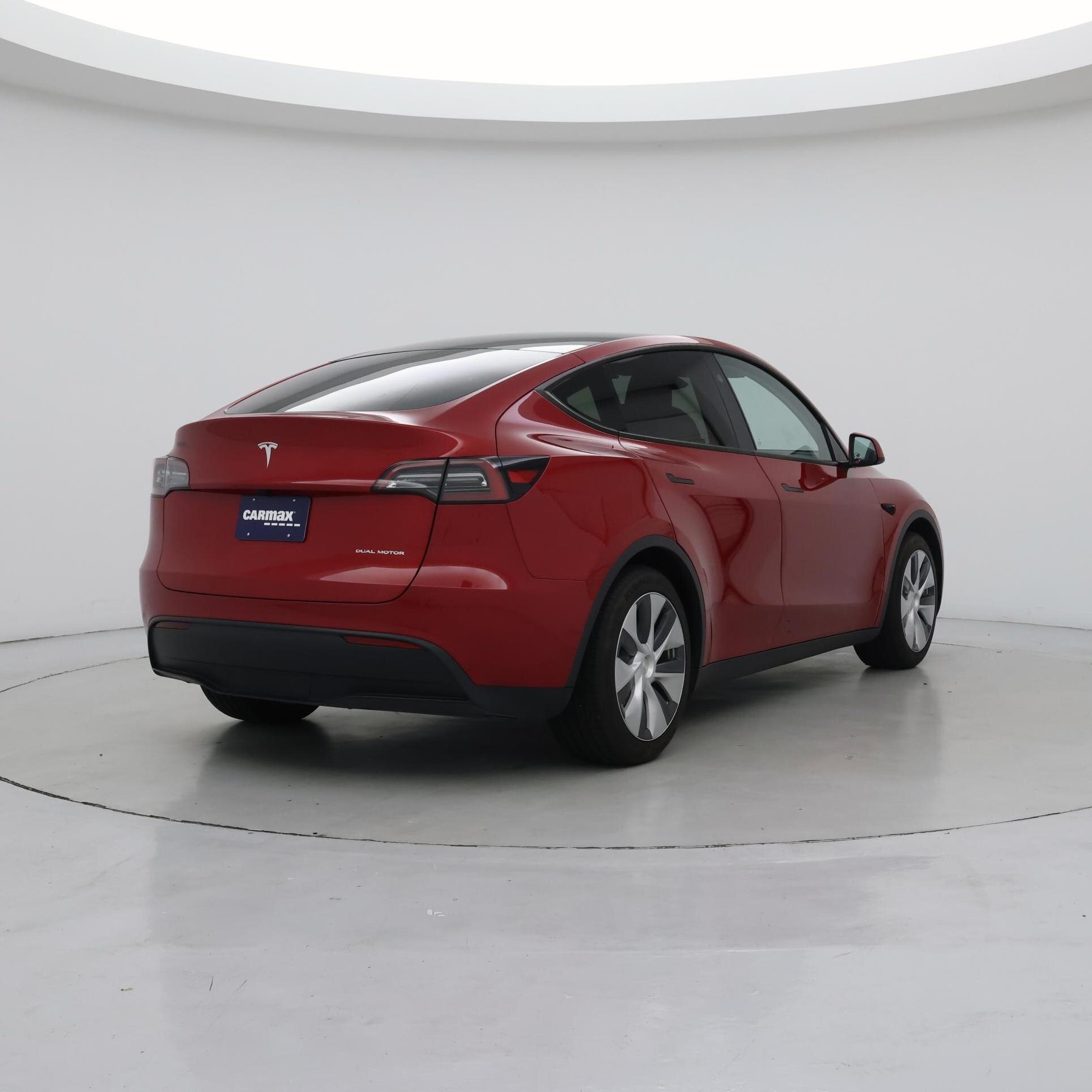 Thumbnail: 2023 Tesla Model Y - 8