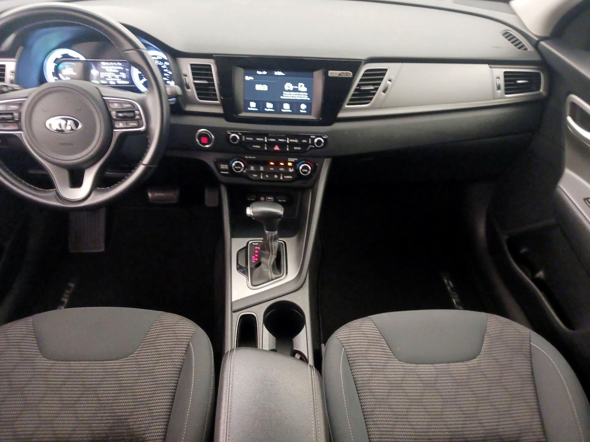 Thumbnail: 2018 Kia Niro - 9