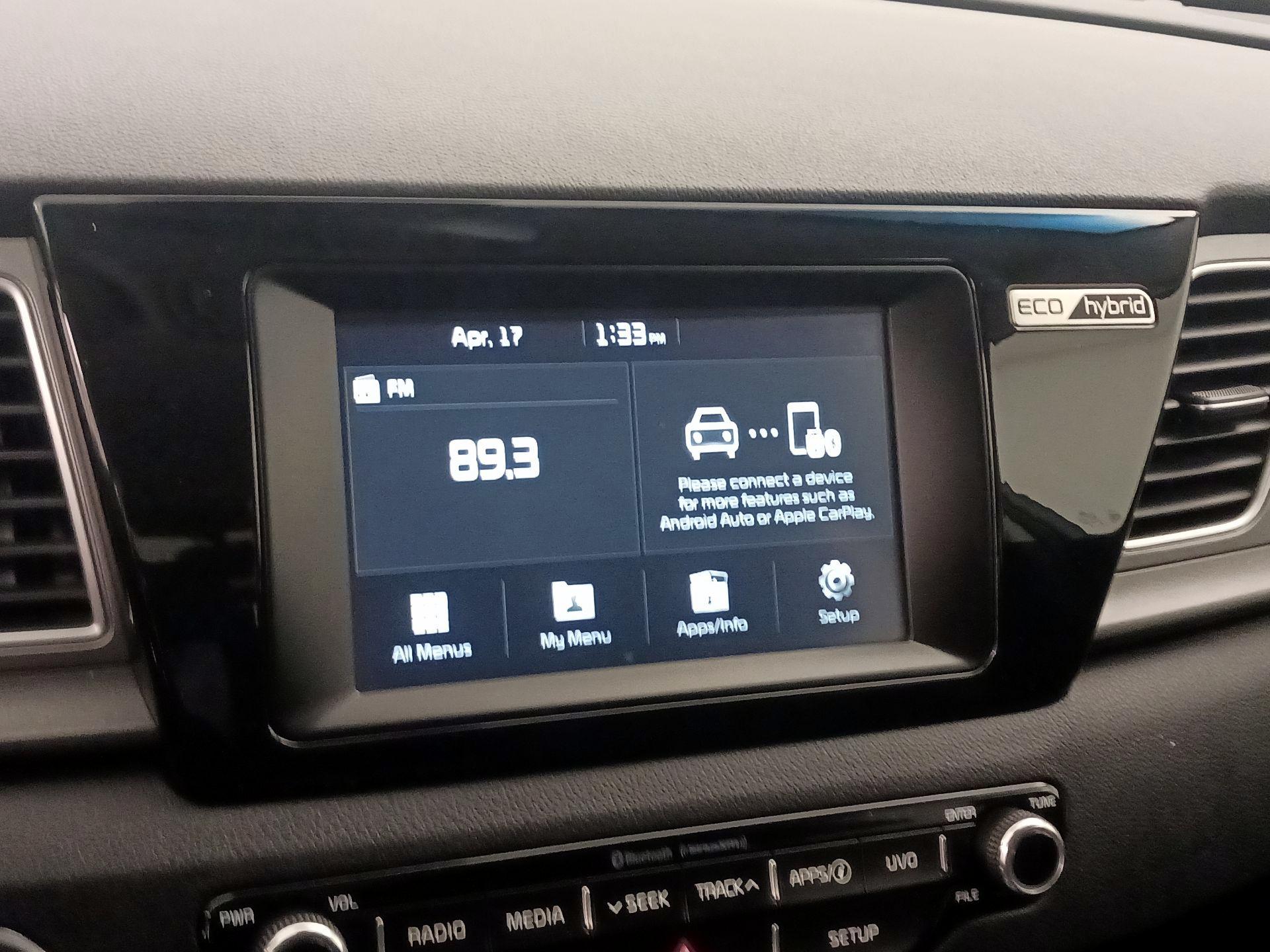 Thumbnail: 2018 Kia Niro - 15