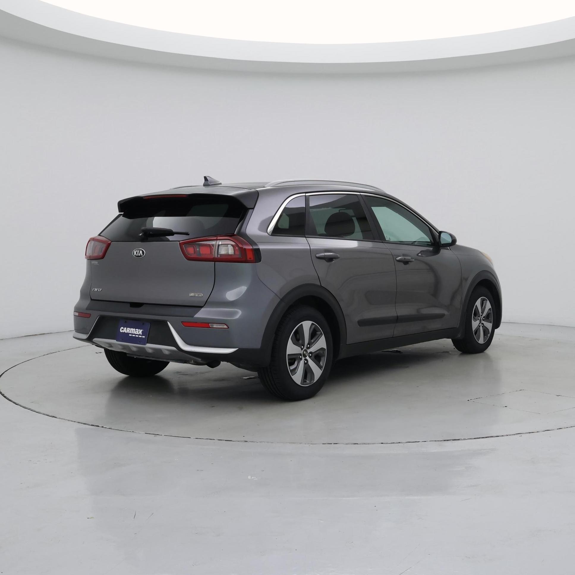 Thumbnail: 2018 Kia Niro - 8