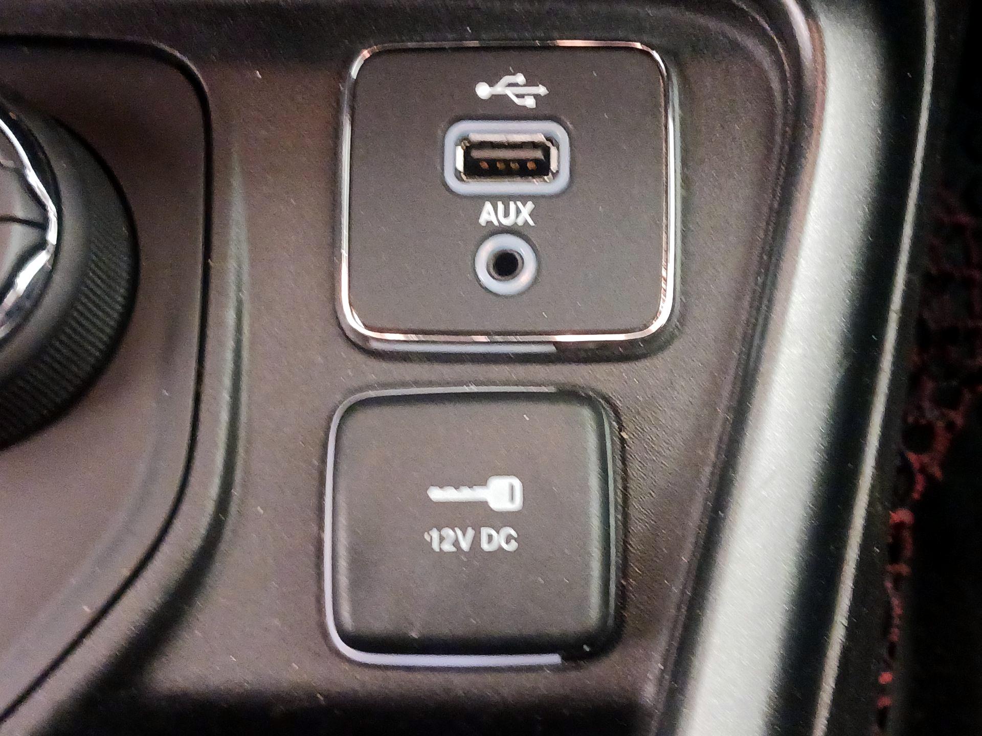 Thumbnail: 2018 Jeep Compass - 19