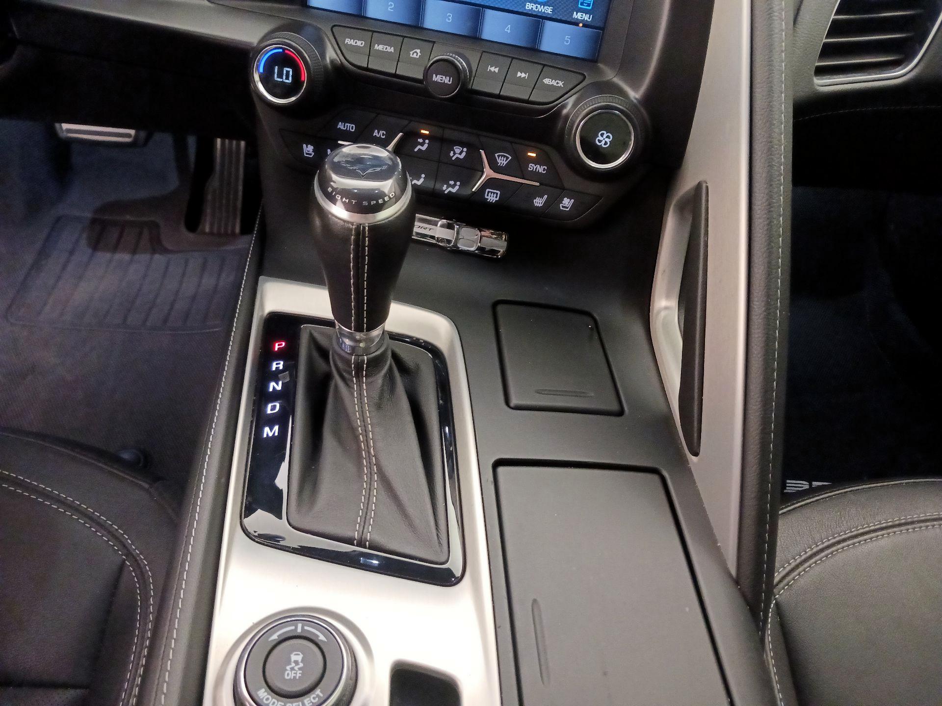 Thumbnail: 2017 Chevrolet Corvette - 17