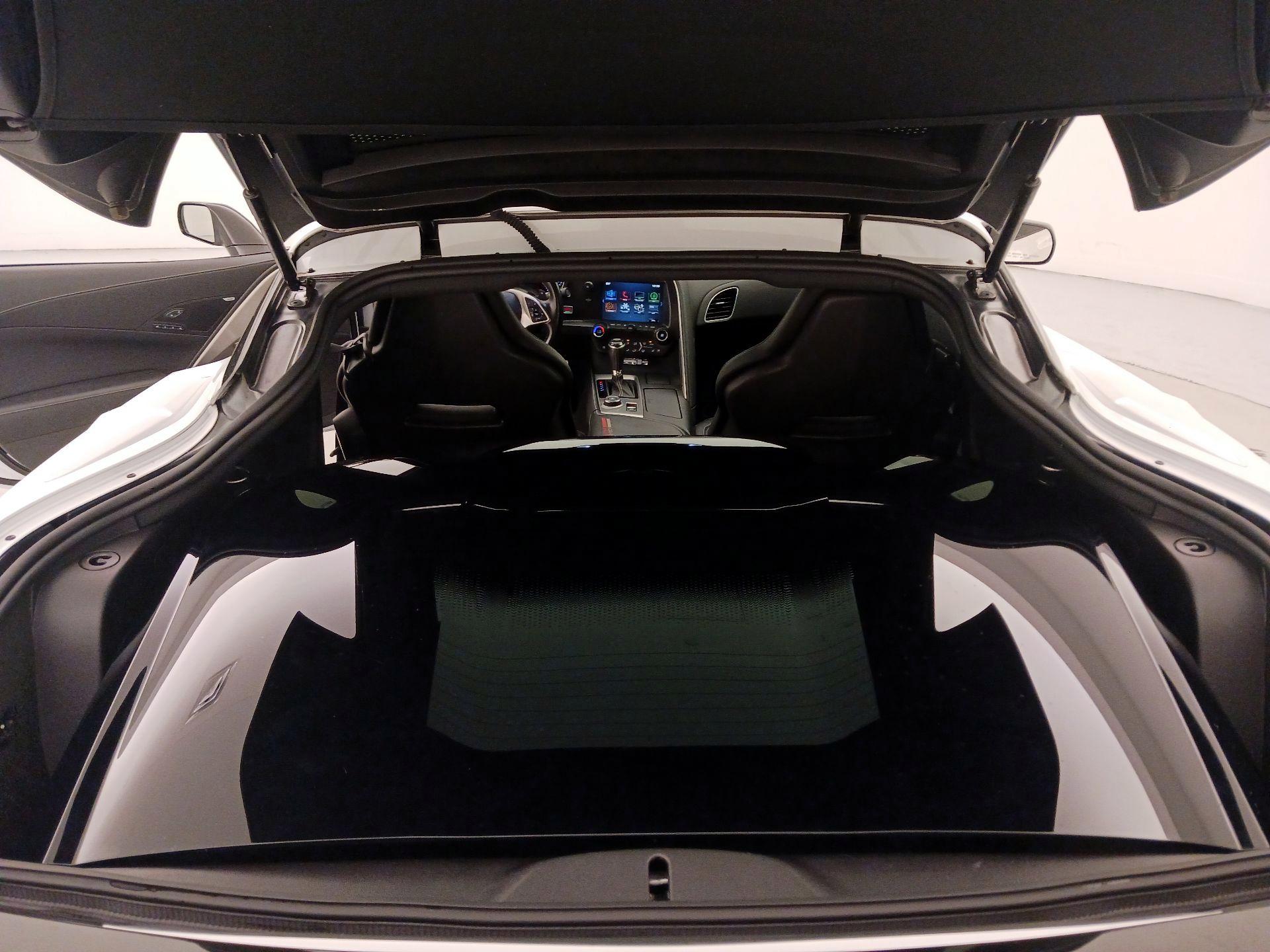 Thumbnail: 2017 Chevrolet Corvette - 19