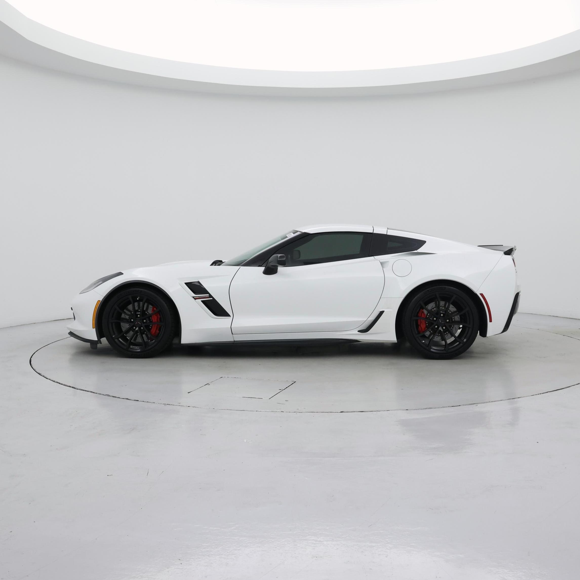 Thumbnail: 2017 Chevrolet Corvette - 3