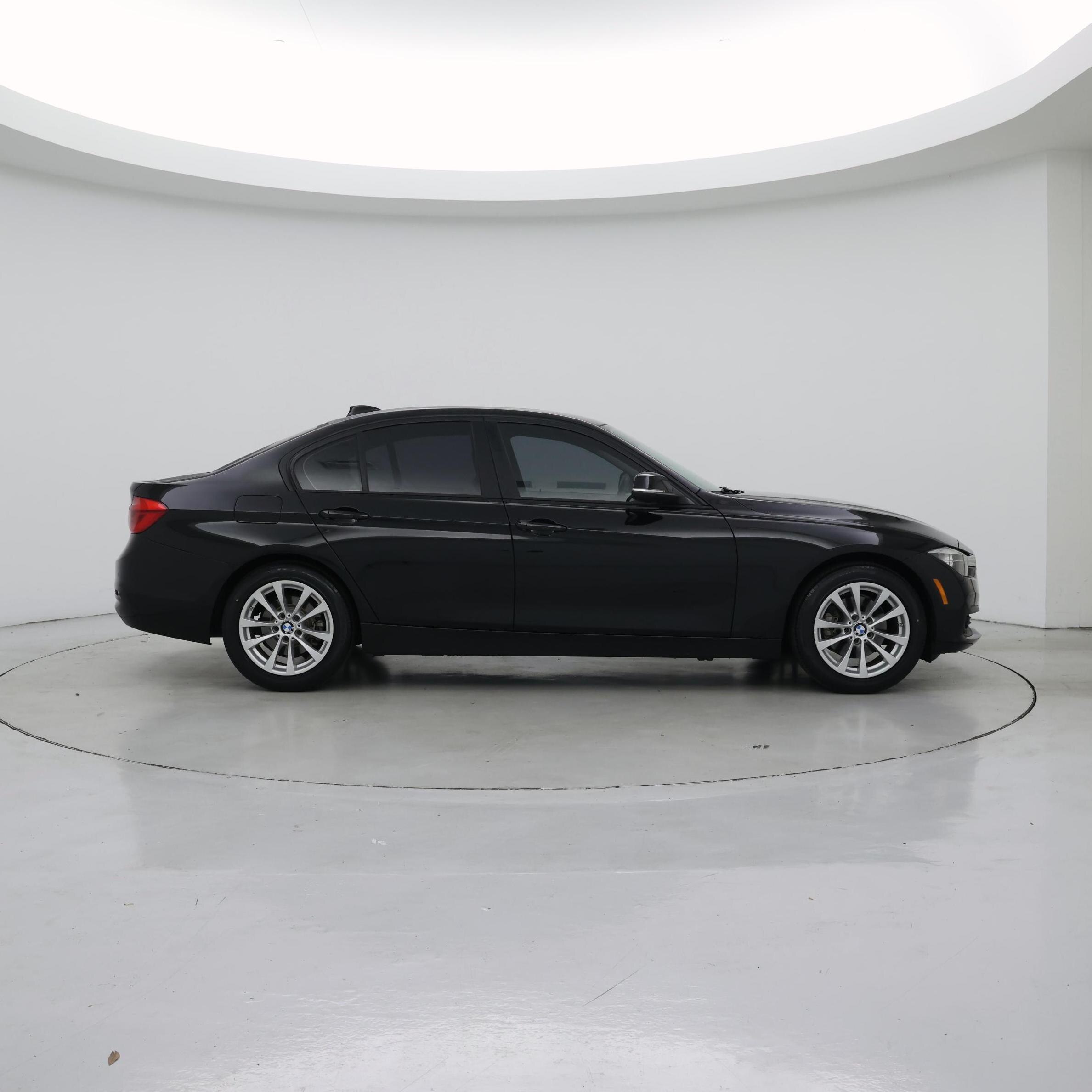 Thumbnail: 2016 BMW 3 Series - 7