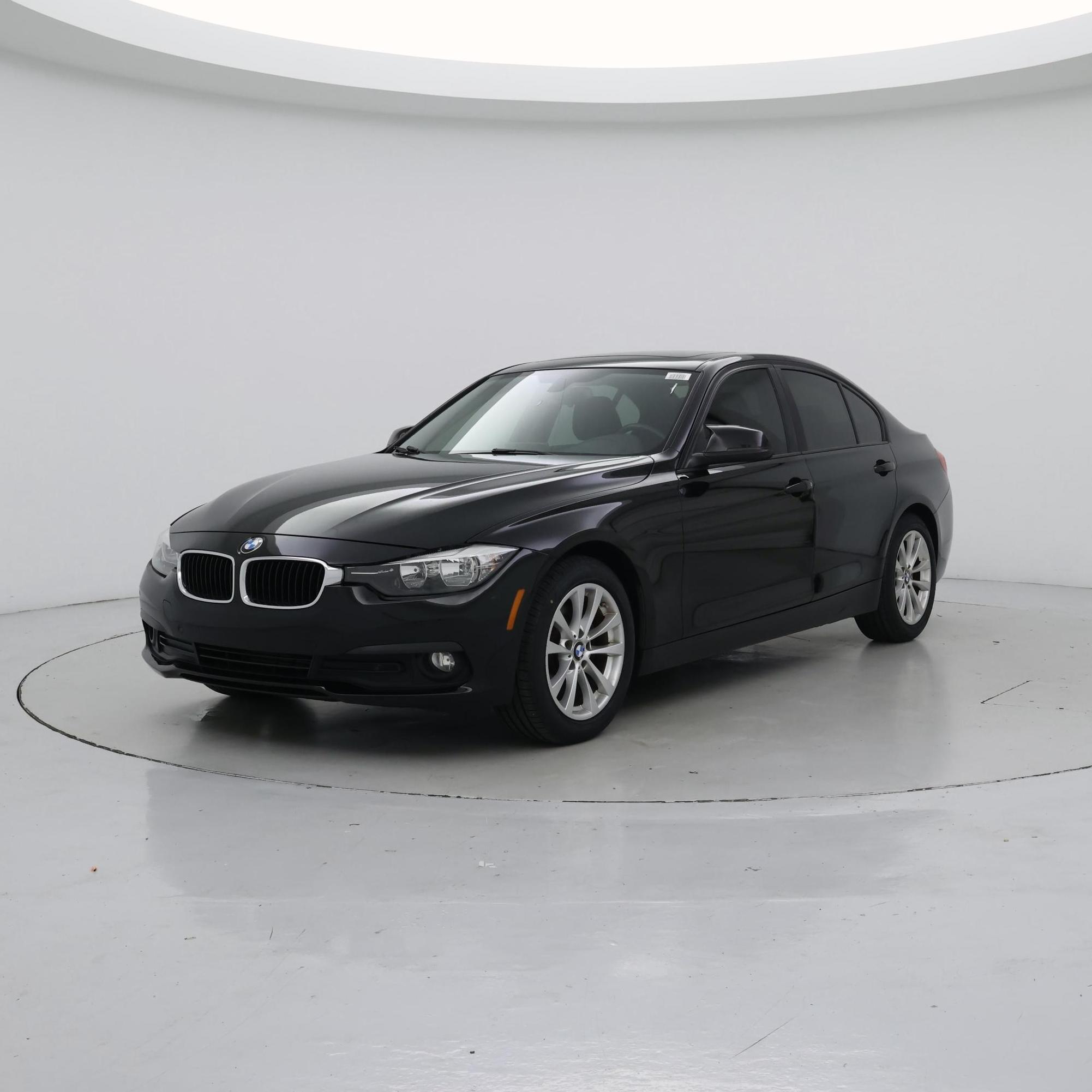 Thumbnail: 2017 BMW 3 Series - 4