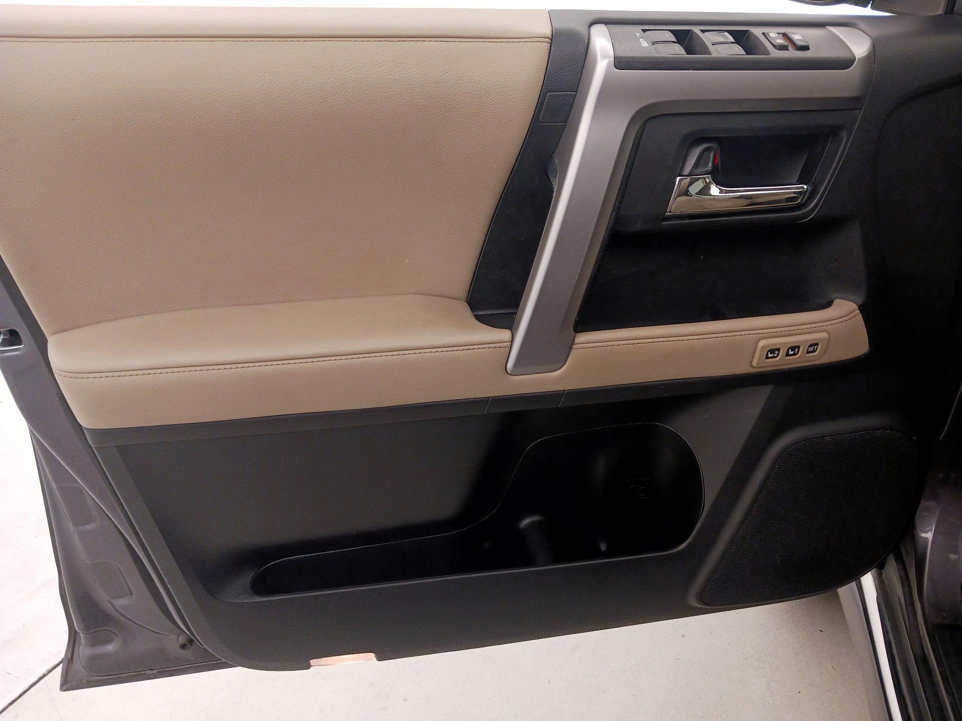 Thumbnail: 2021 Toyota 4Runner - 12