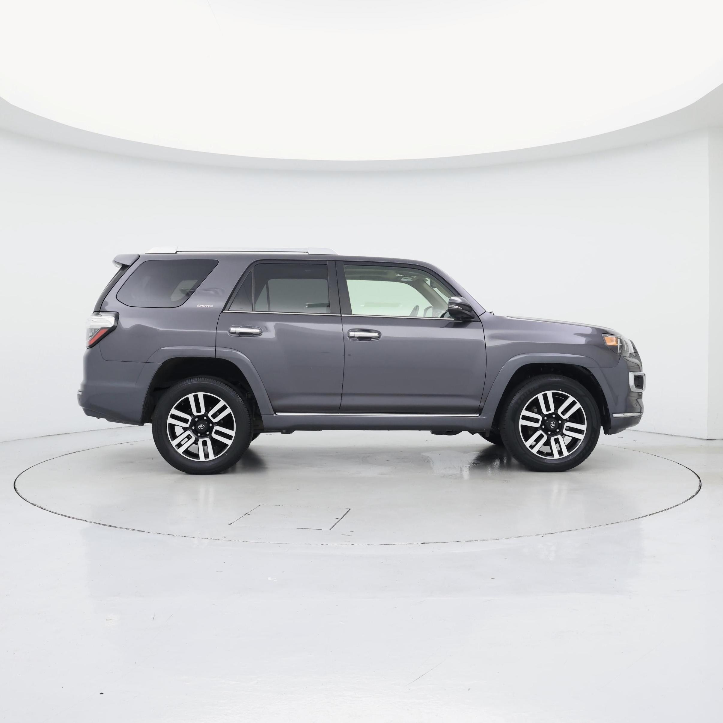 Thumbnail: 2021 Toyota 4Runner - 7
