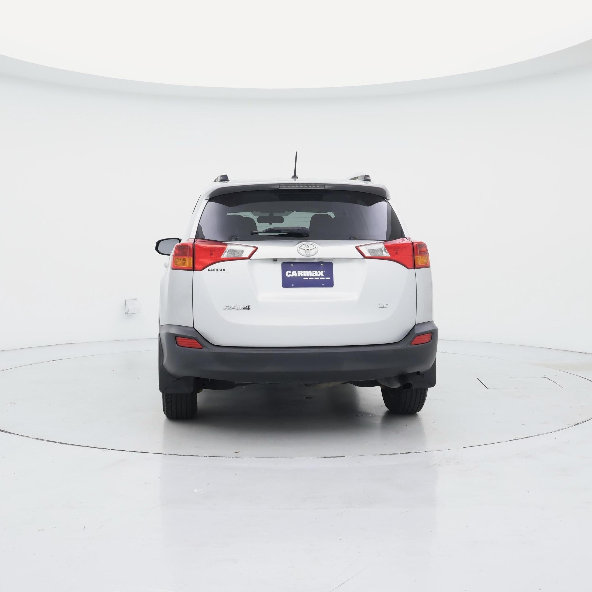 Thumbnail: 2015 Toyota RAV4 - 6
