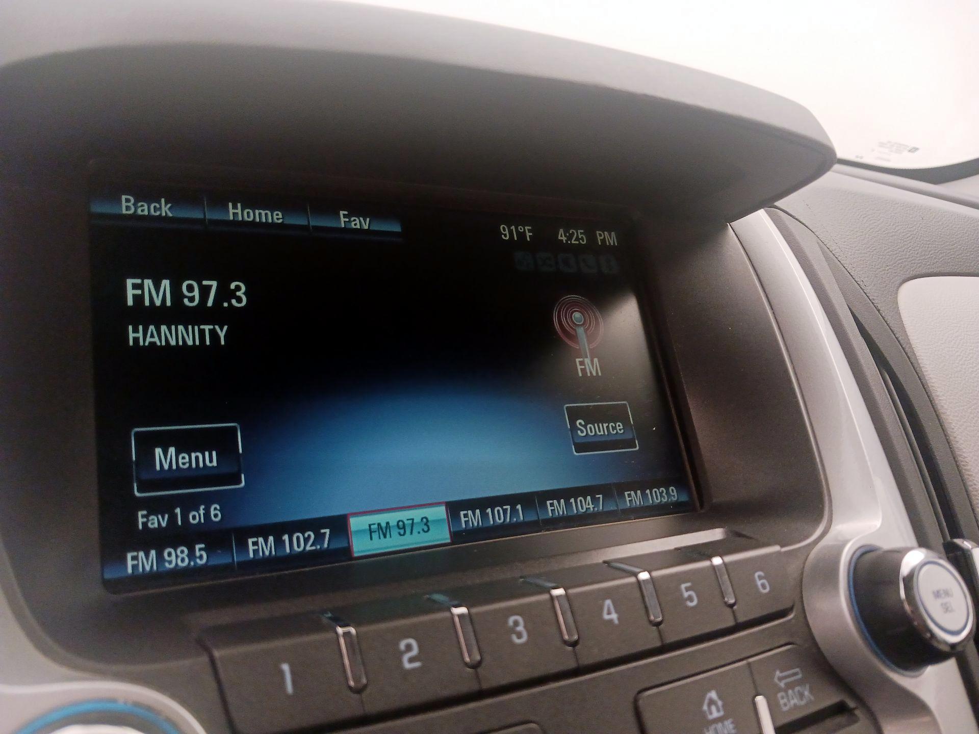 Thumbnail: 2015 Chevrolet Equinox - 14