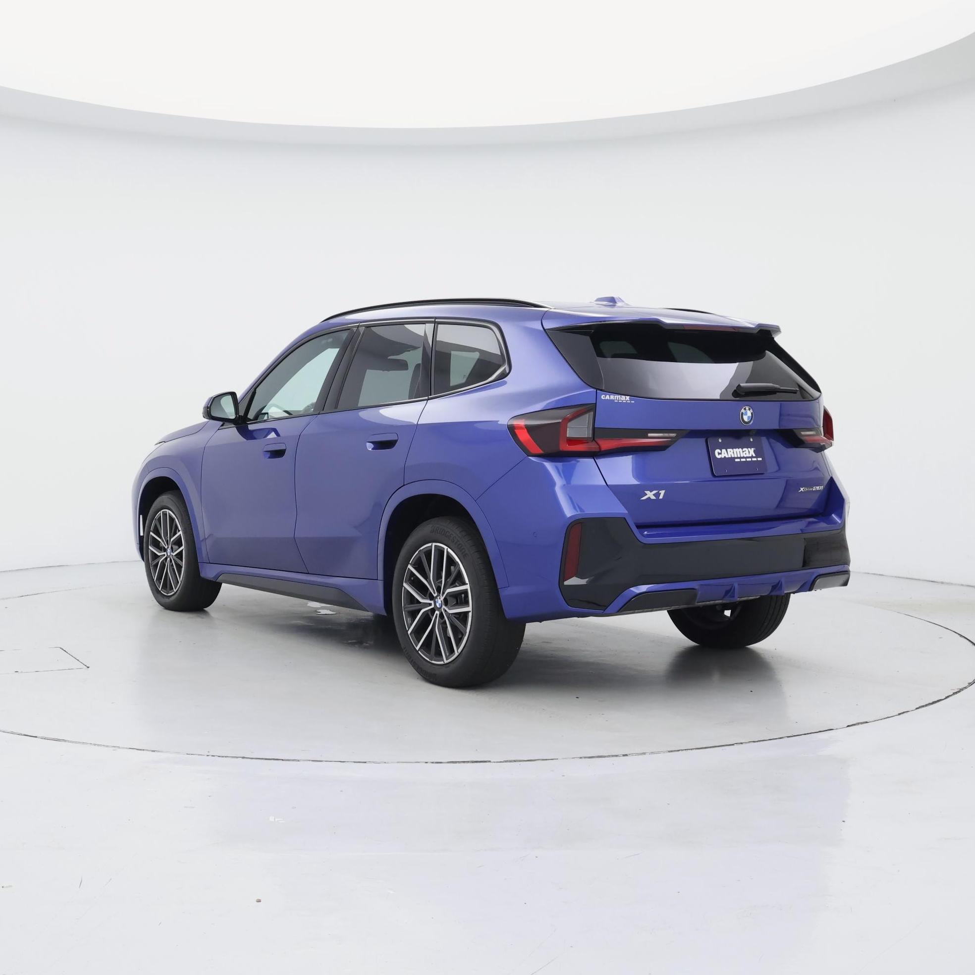 Thumbnail: 2025 BMW X1 - 2