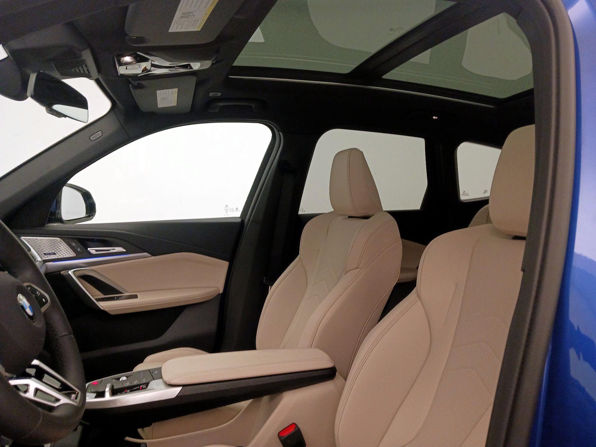 Thumbnail: 2025 BMW X1 - 20