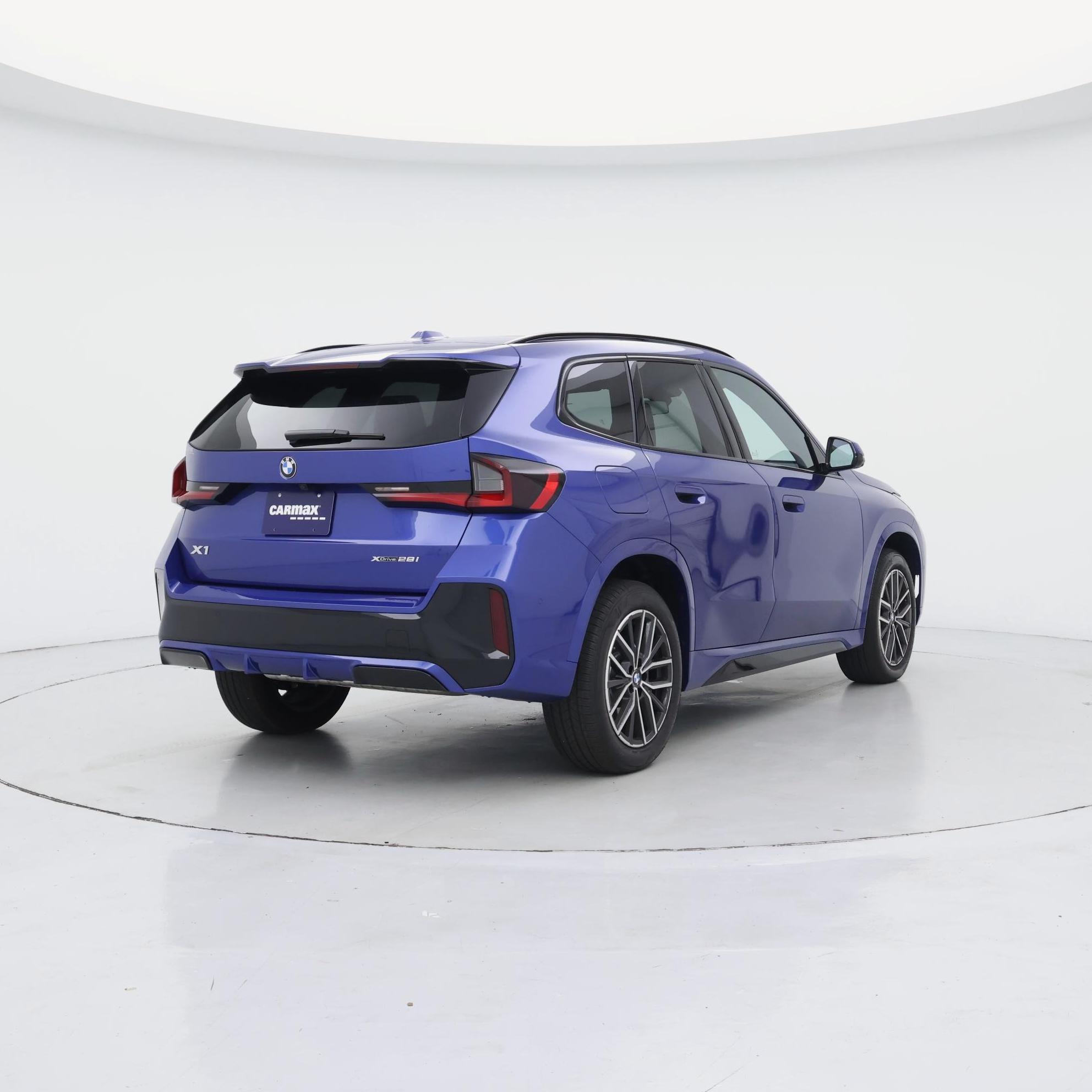 Thumbnail: 2025 BMW X1 - 8