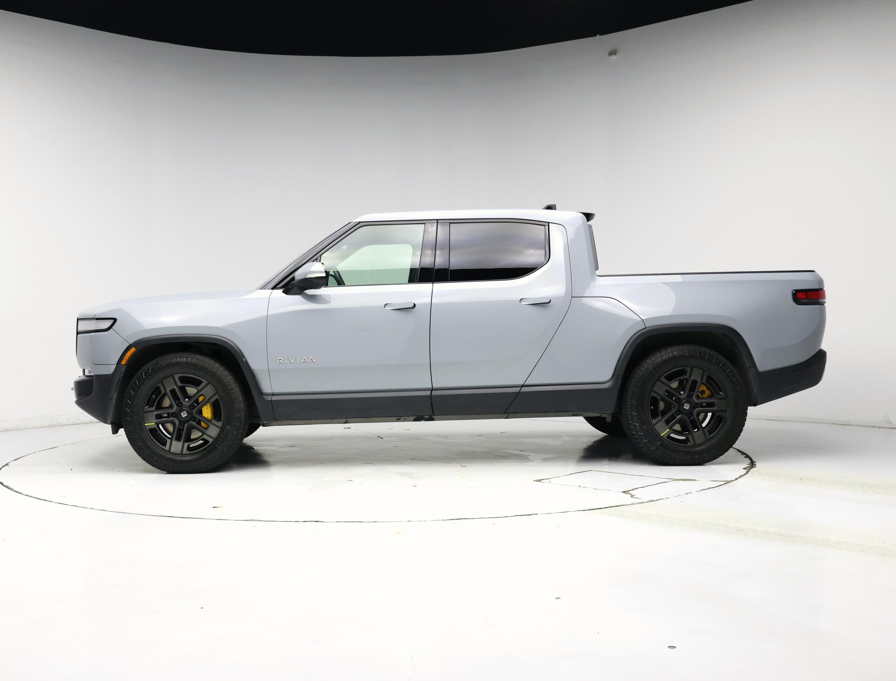 Thumbnail: 2022 Rivian R1T - 3